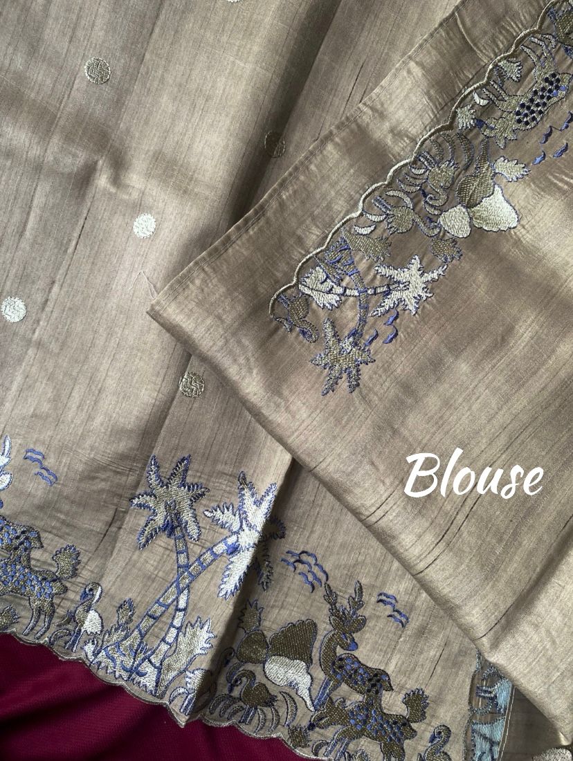 Admirable Beige Embroidery Work Tussar Silk Saree With Pretty Blouse Piece - Image 3