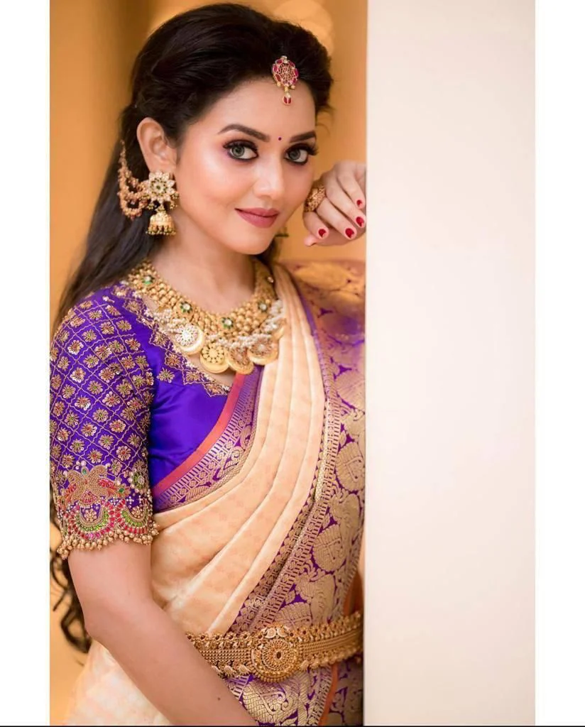 Admirable Peach Soft Silk Saree With Angelic Blouse Piece - Image 5