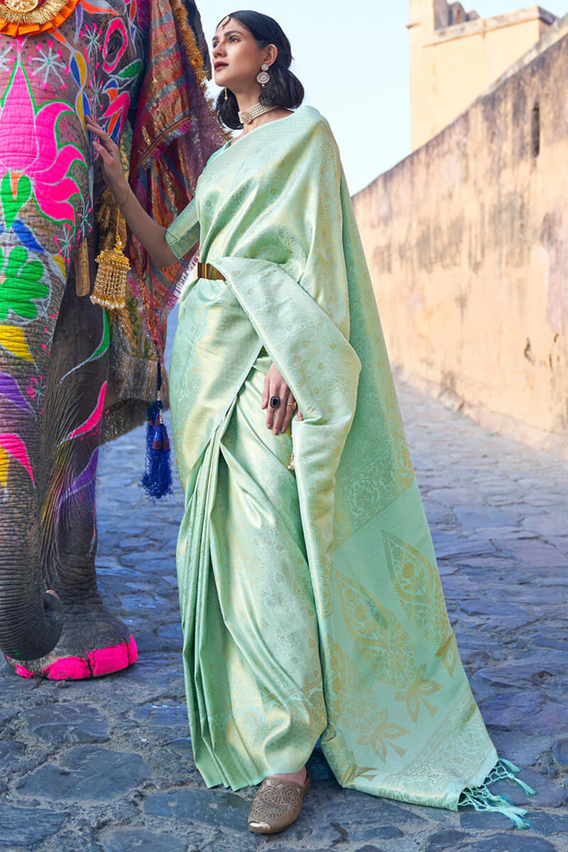 Admirable Pista Kanjivaram Silk Saree with Imbrication Blouse Piece - Image 3