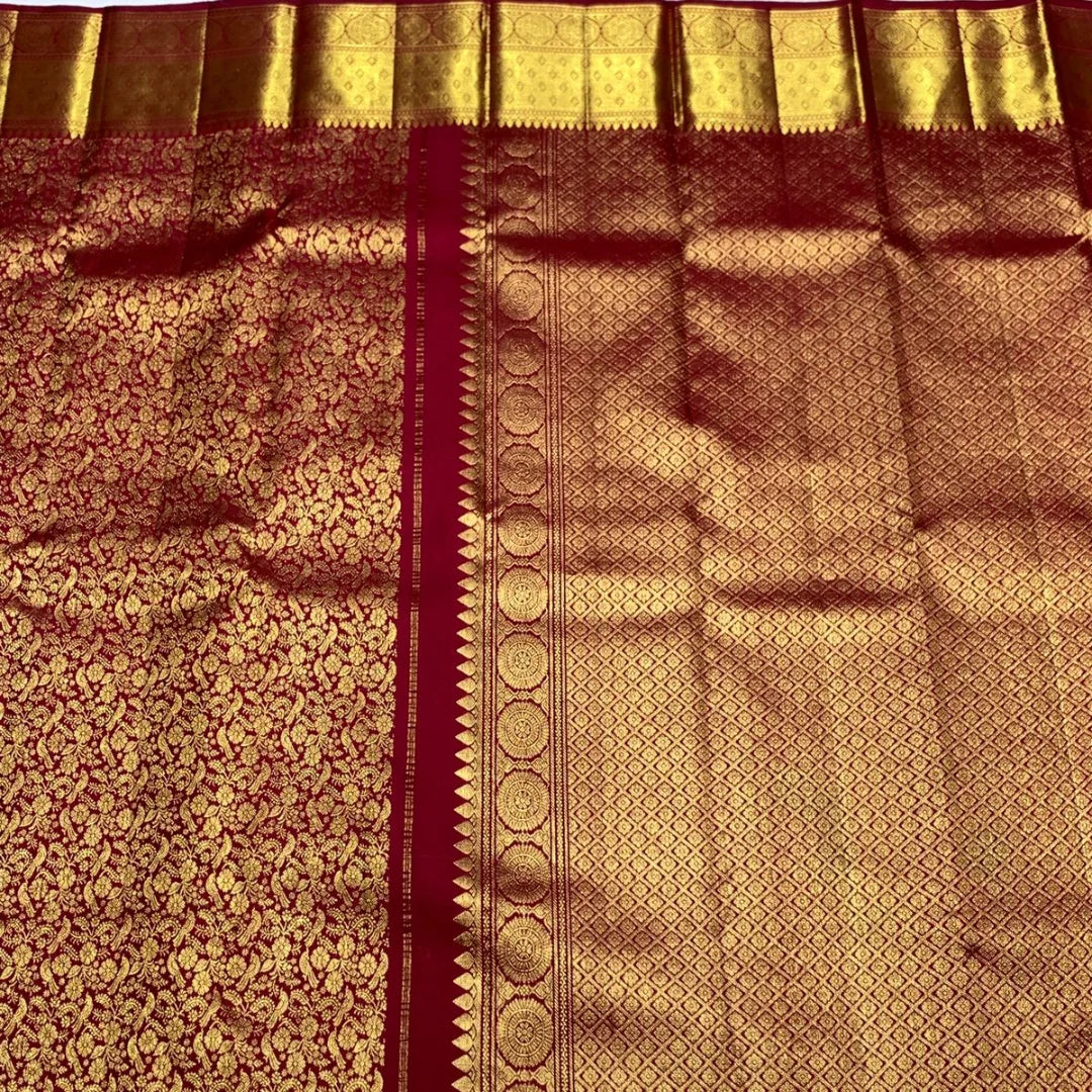 Admirable Red Soft Banarasi Silk Saree With Exquisite Blouse Piece - Image 5
