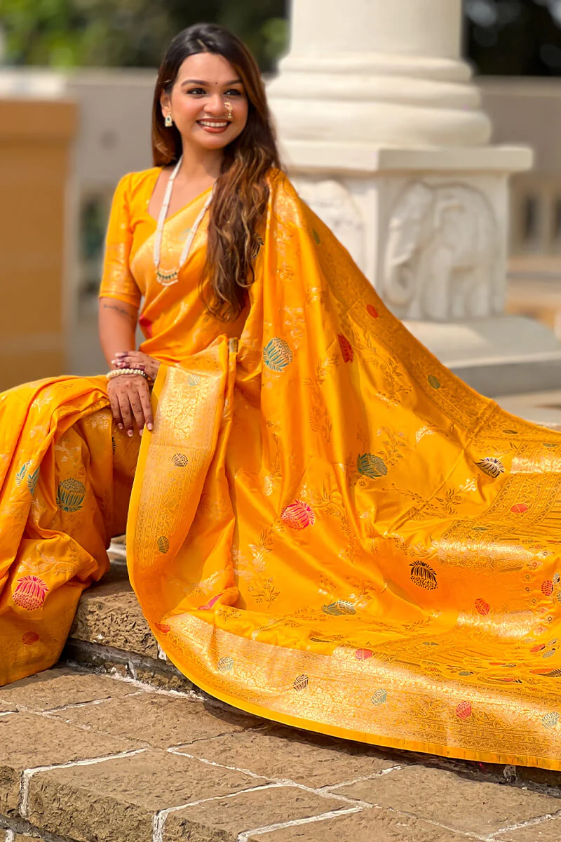 Admirable Yellow Soft Banarasi Silk Saree With Angelic Blouse Piece - Image 6