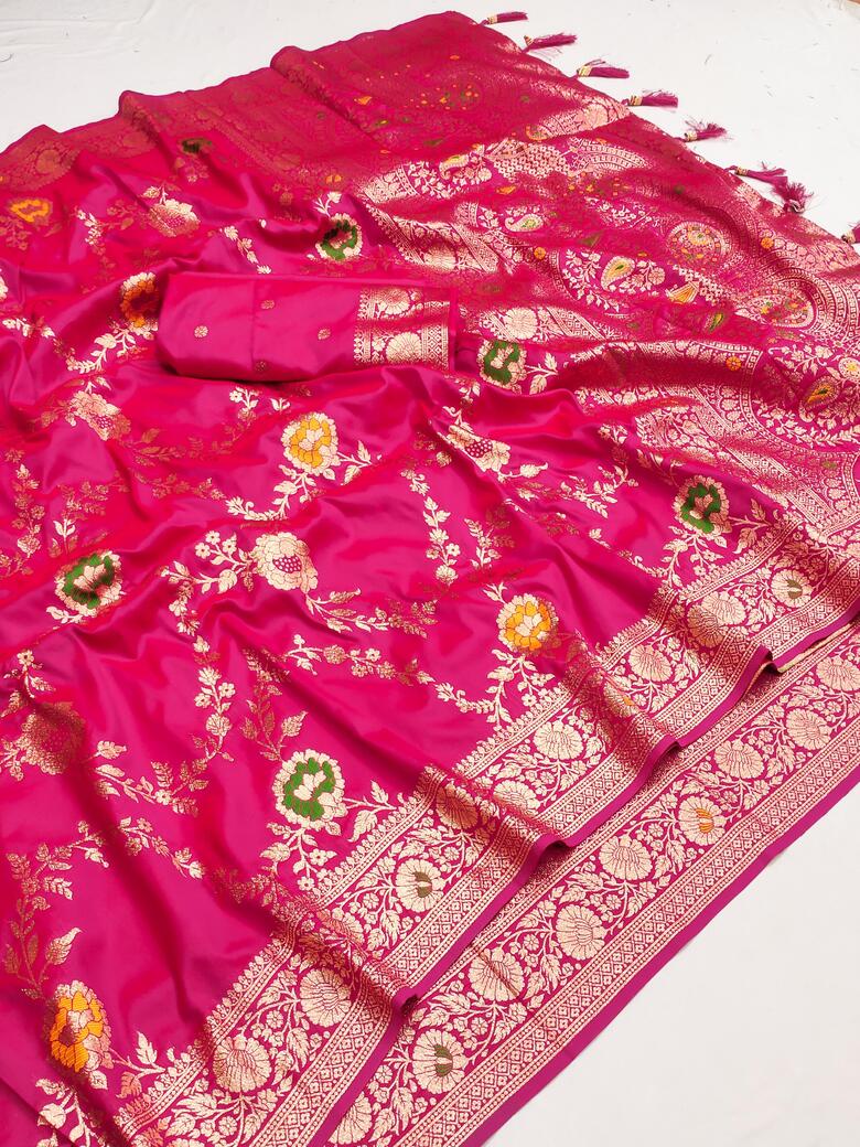 Adorable Dark Pink Soft Banarasi Silk Saree With Blissful Blouse Piece - Image 7