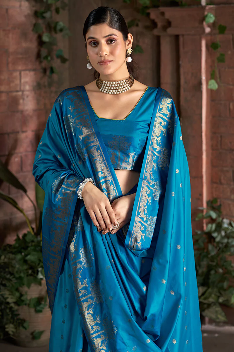 Adorable Firozi Pure Zari Weaving Banarasi Silk Saree With Dalliance Blouse Piece - Image 2