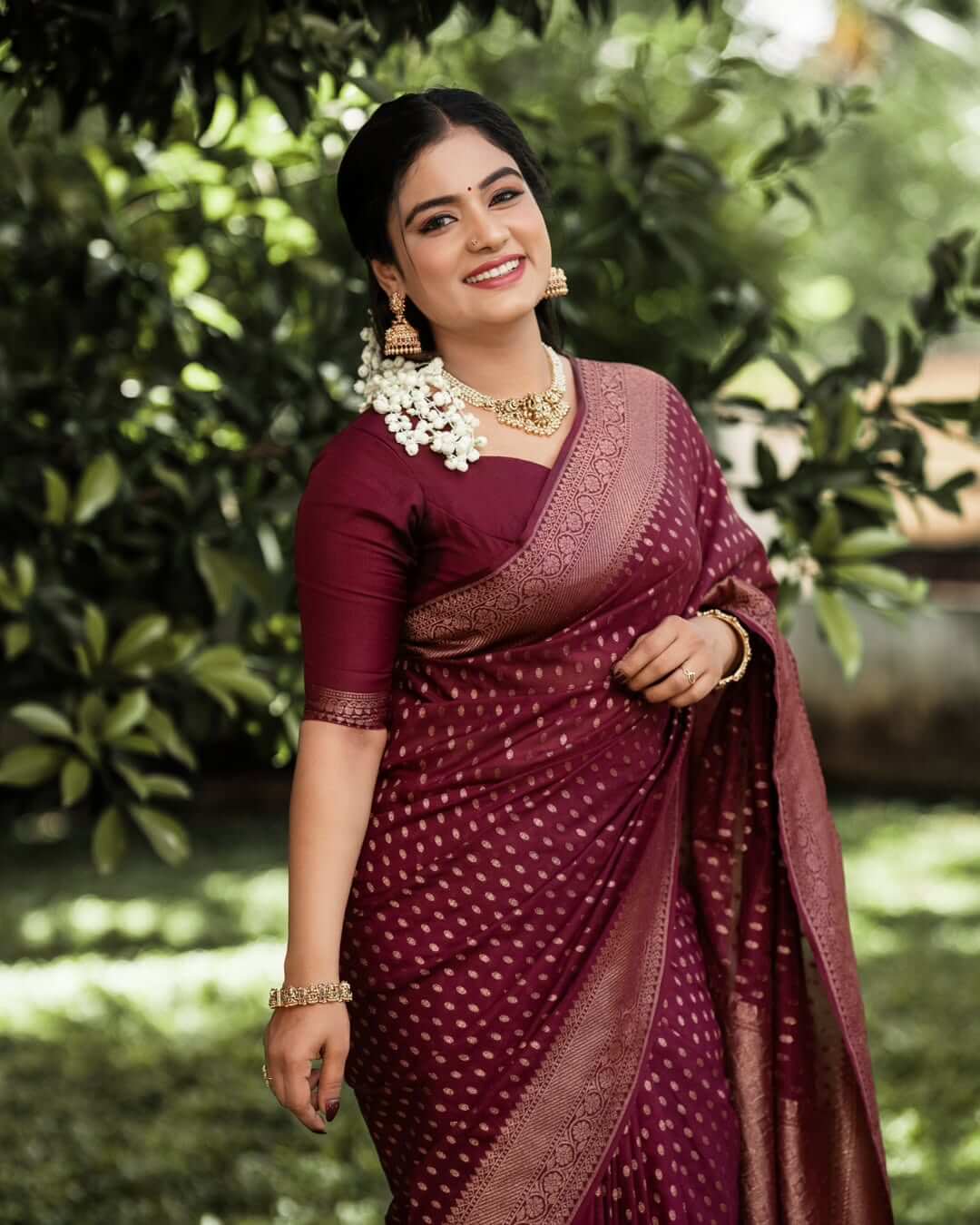 Adorable Wine Soft Silk Saree With Gratifying Blouse Piece - Image 2