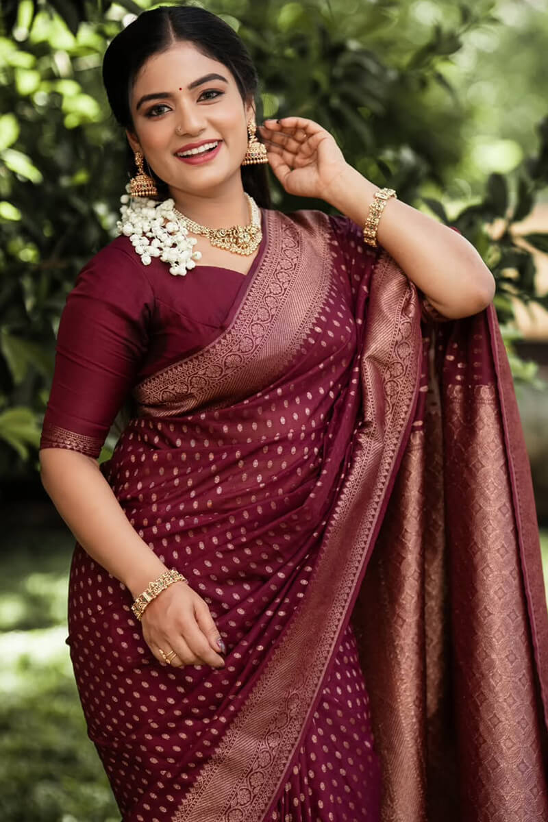 Adorable Wine Soft Silk Saree With Gratifying Blouse Piece - Image 4