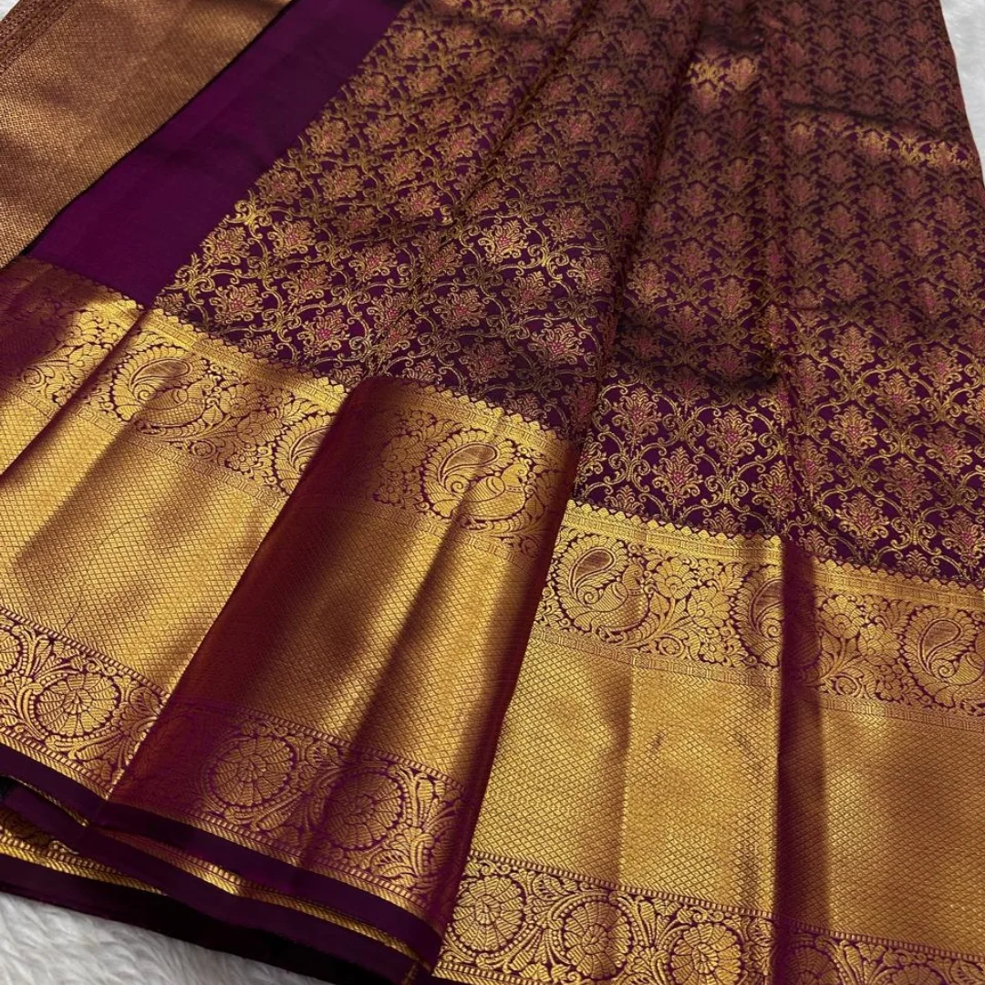 Adoring Purple Soft Banarasi Silk Saree With Admirable Blouse Piece - Image 2
