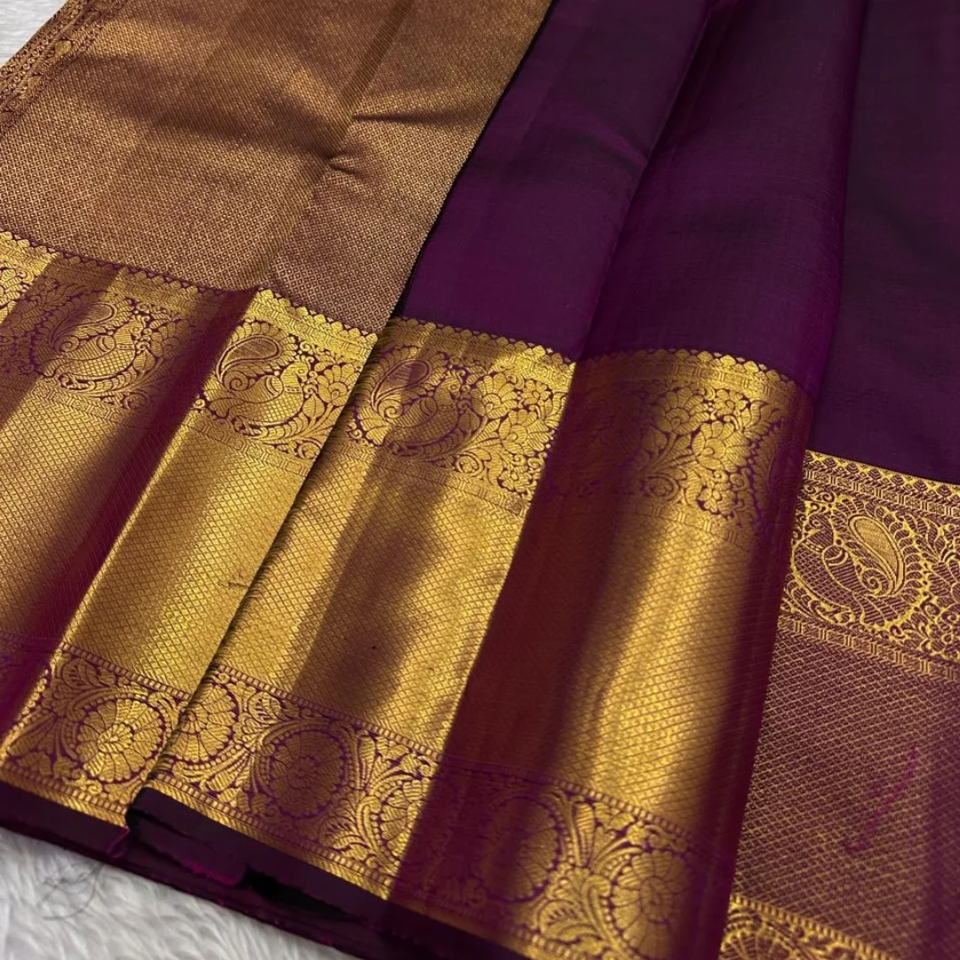 Adoring Purple Soft Banarasi Silk Saree With Admirable Blouse Piece - Image 4