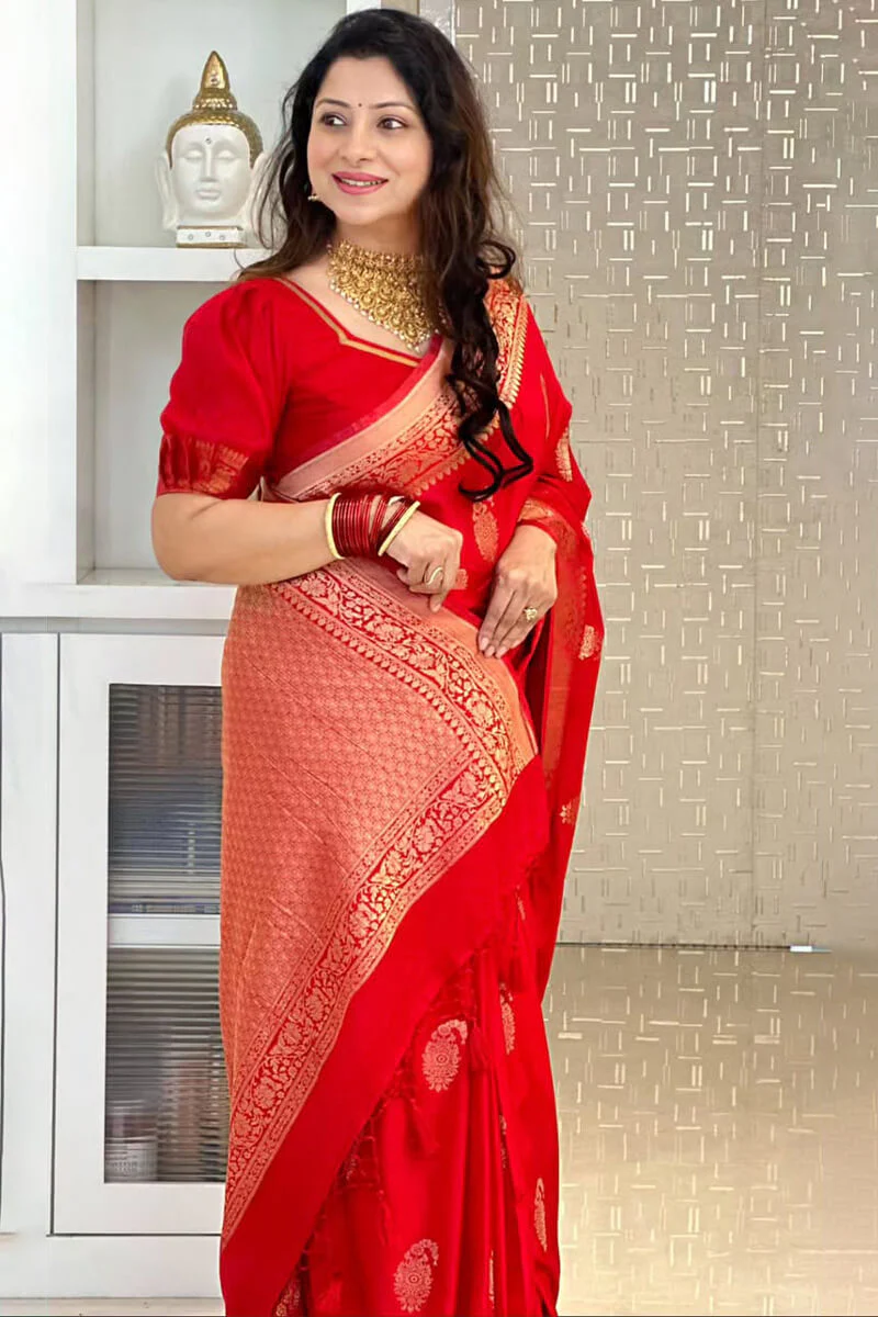 Adoring Red Soft Silk Saree With Confounding Blouse Piece - Image 4