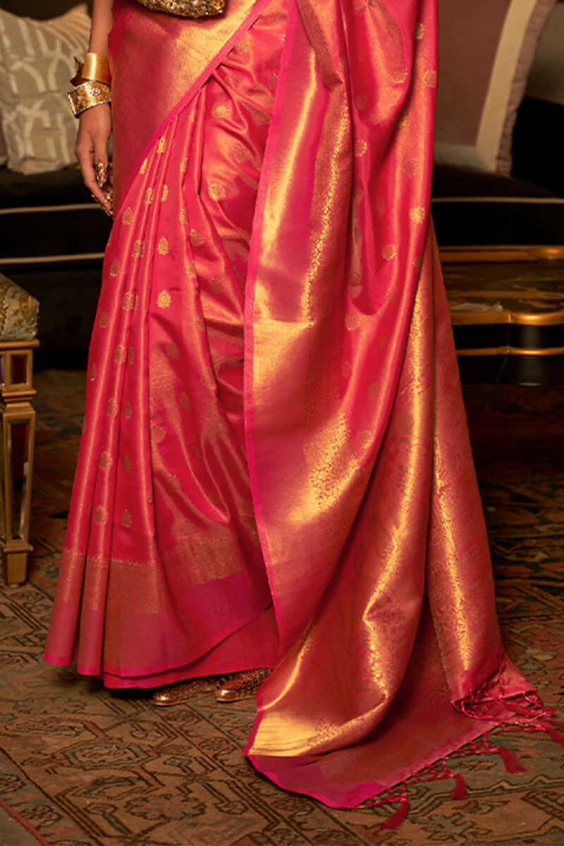 Adorning Dark Pink Kanjivaram Silk Saree With Invaluable Blouse Piece - Image 3
