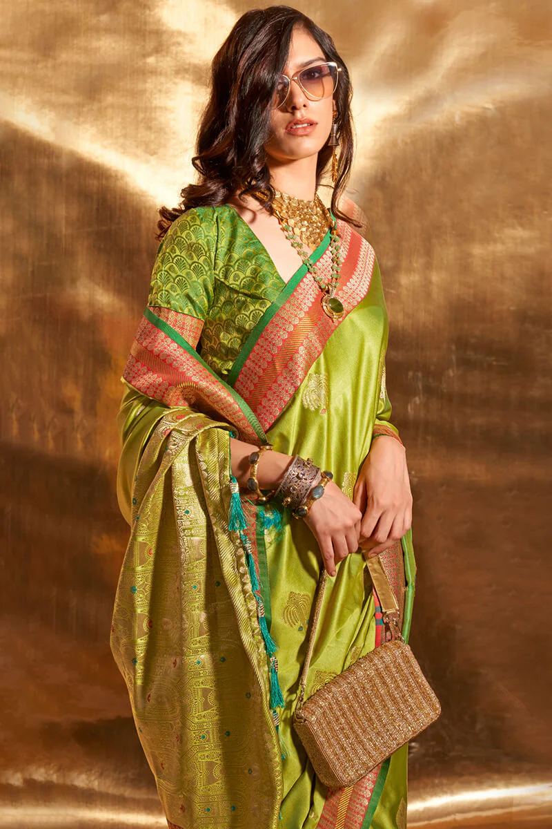 Adorning Green Soft Banarasi Silk Saree With Outstanding Blouse - Image 2