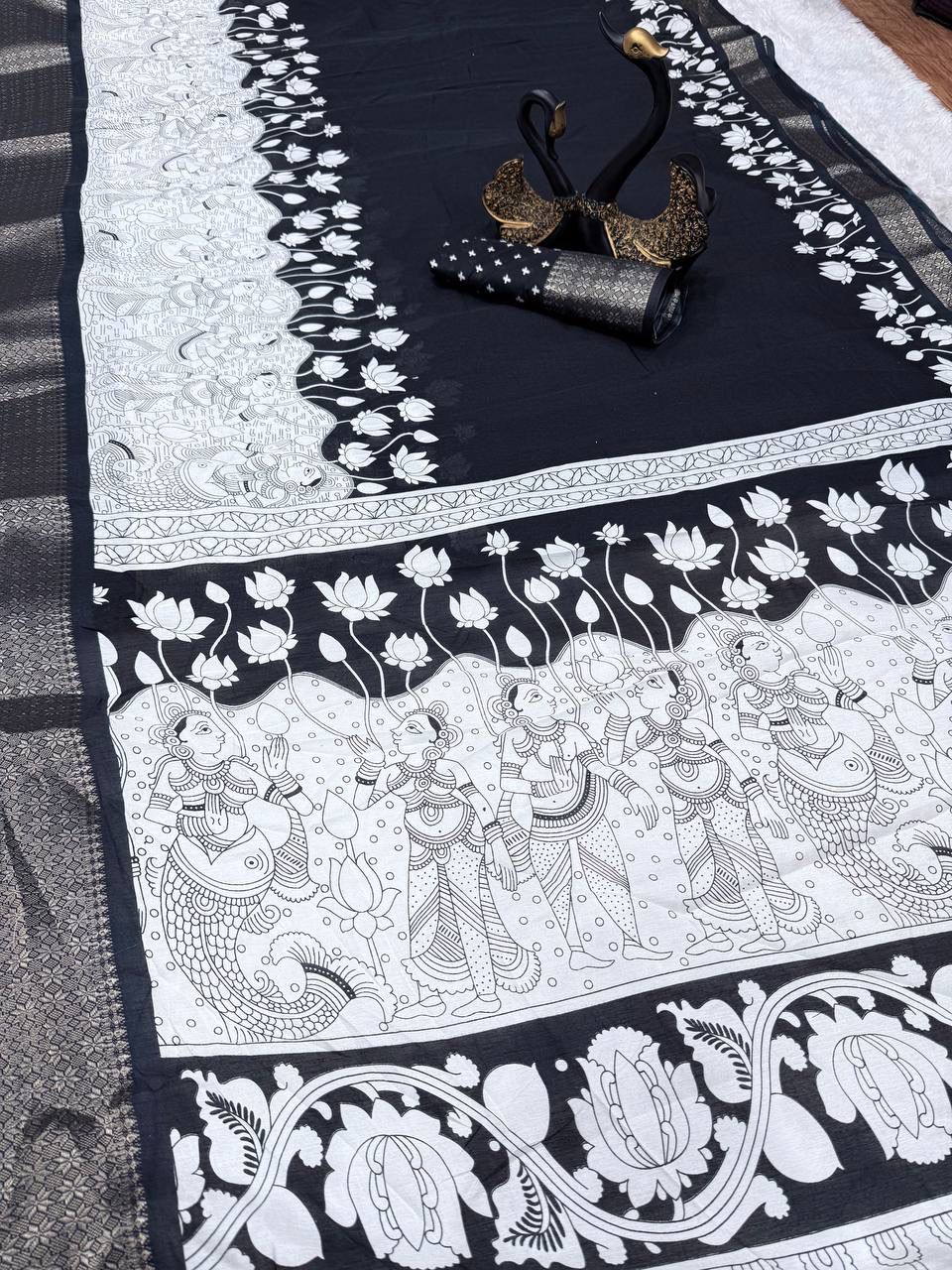 Ailurophile Black Digital Printed Dola Silk Saree With Demesne Blouse Piece - Image 2