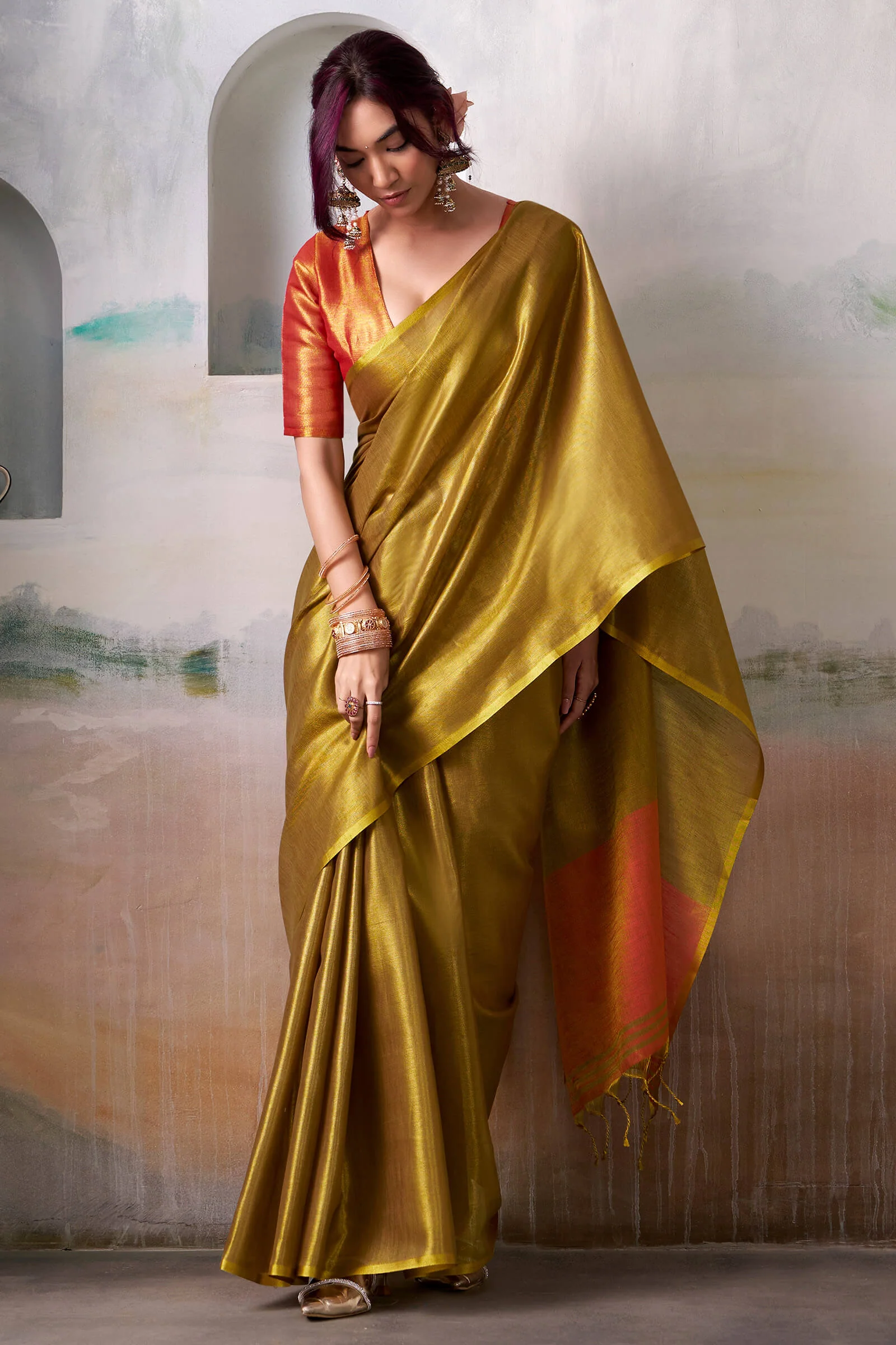 Ailurophile Golden Soft Banarasi Tissue Silk Saree With Dazzling Blouse Piece - Image 3