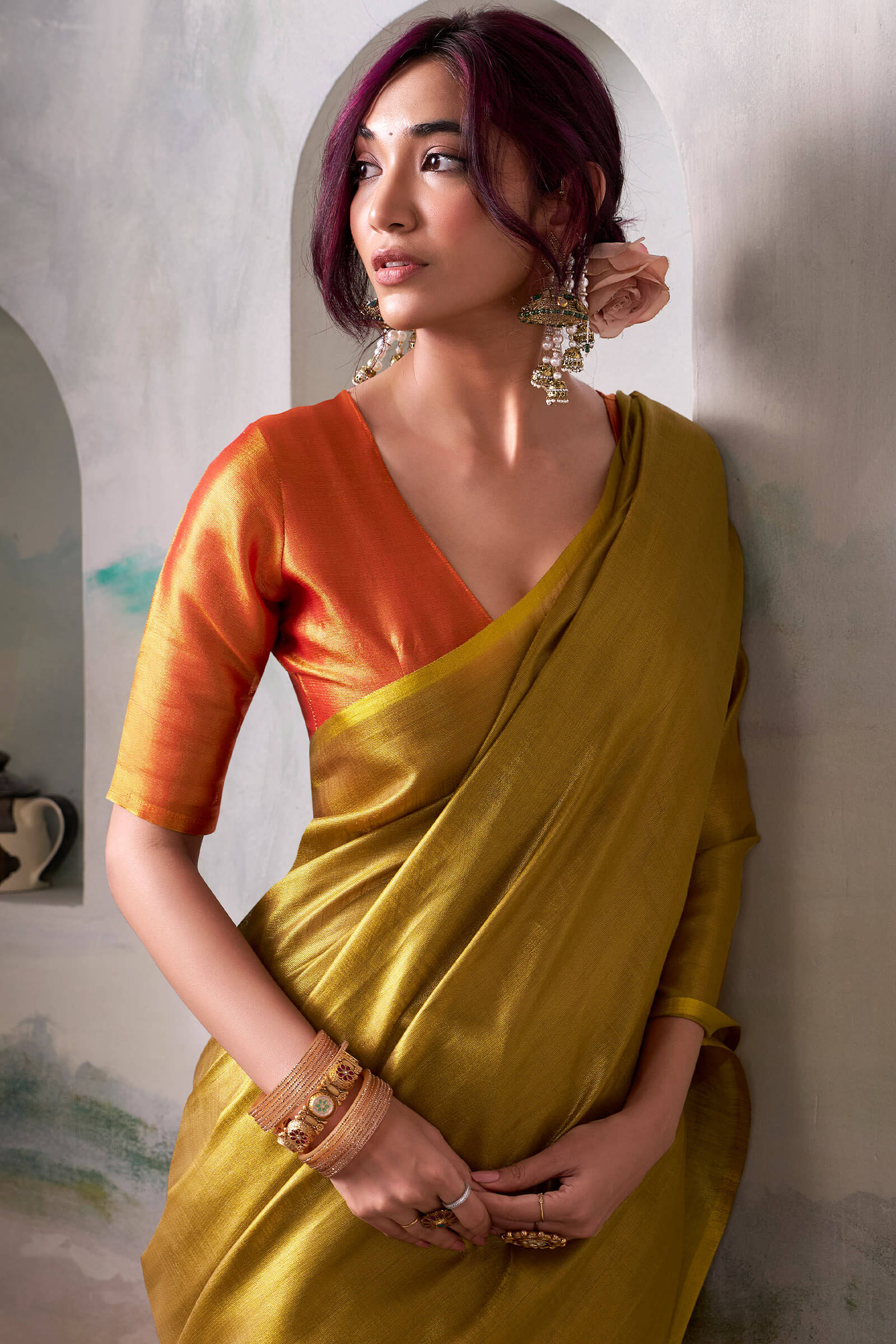 Ailurophile Golden Soft Banarasi Tissue Silk Saree With Dazzling Blouse Piece - Image 4