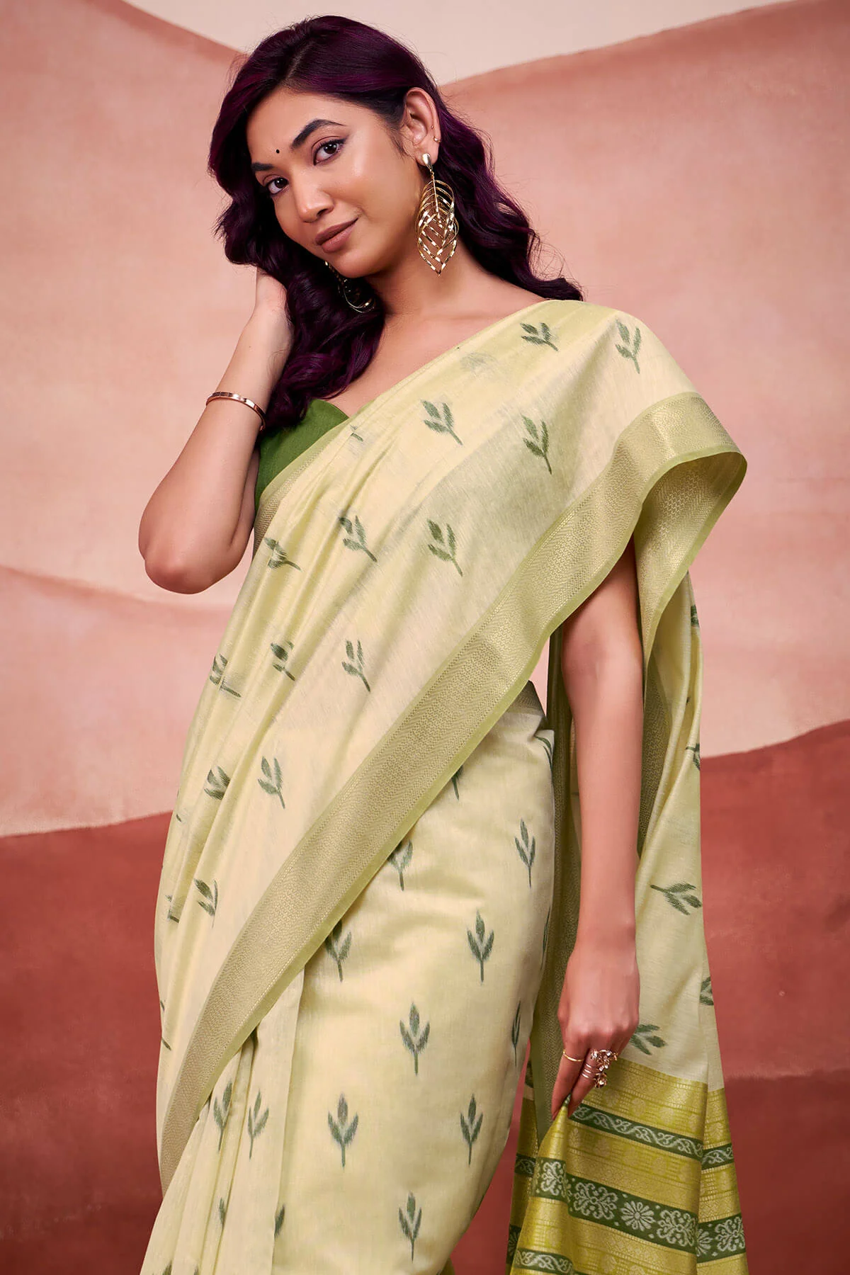 Ailurophile Pista Cotton Silk Saree With Gratifying Blouse Piece - Image 5