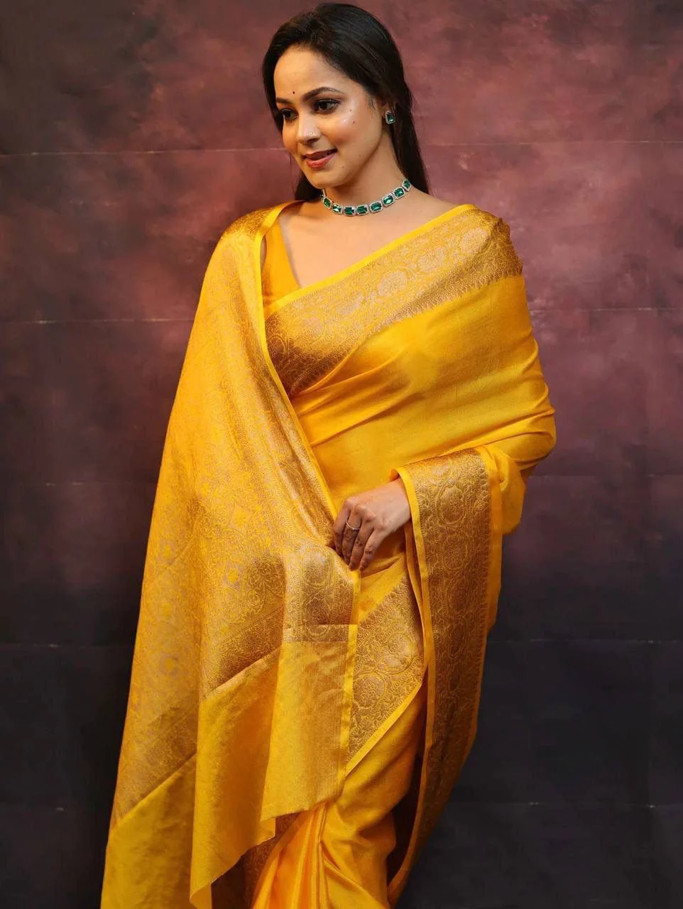 Ailurophile Yellow Soft Silk Saree With Demesne Blouse Piece - Image 2