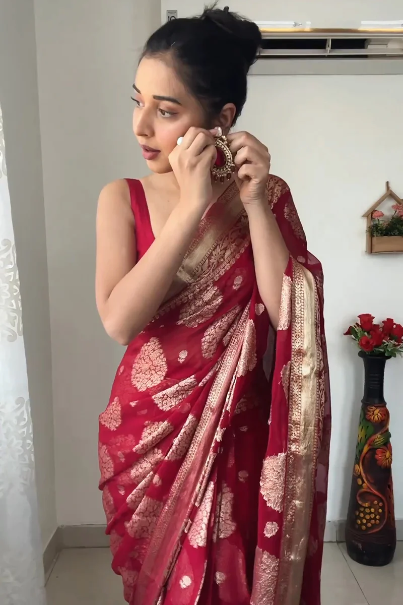 Alluring 1-Minute Ready To Wear Red Cotton Silk Saree - Image 5
