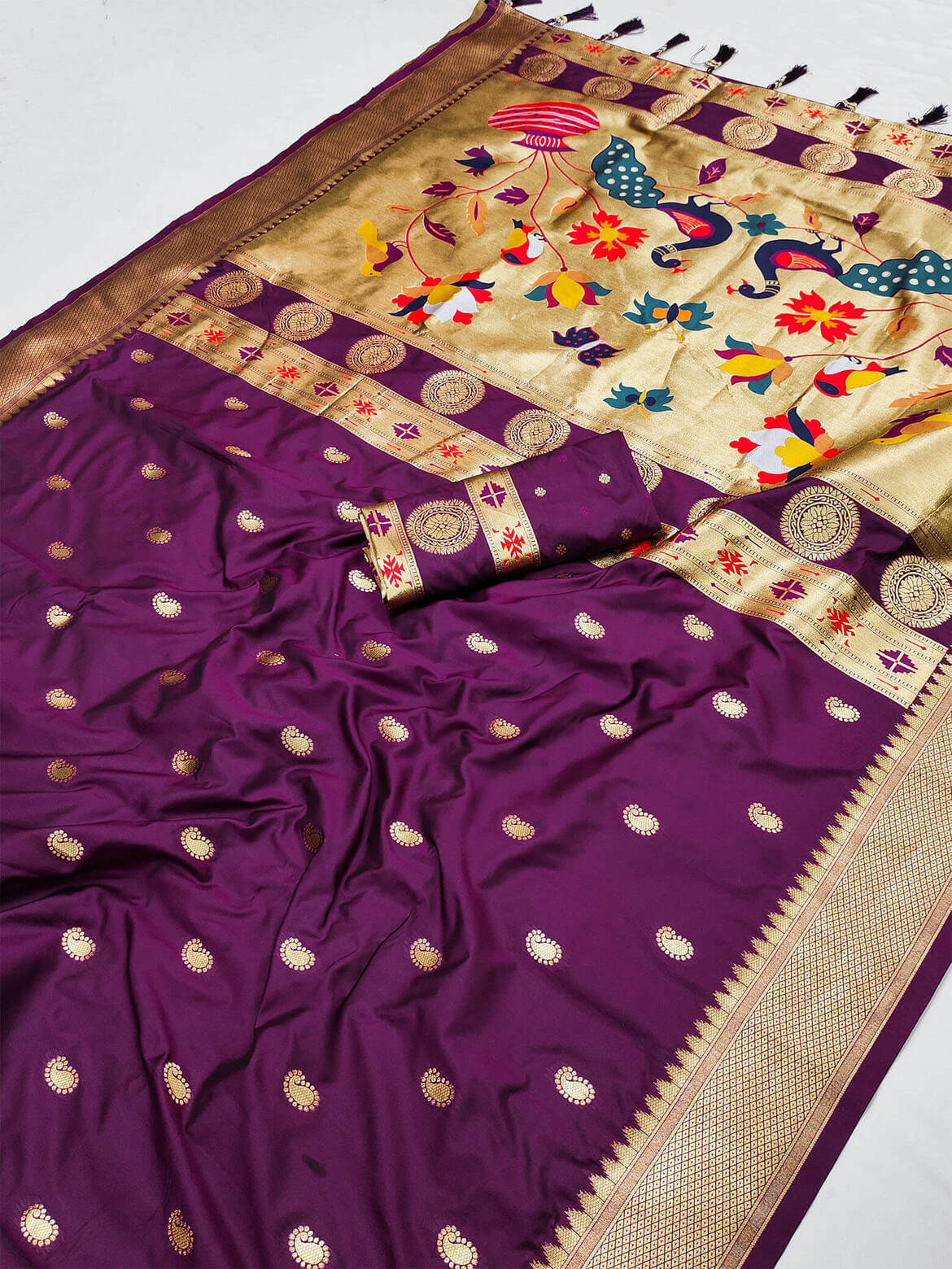 Alluring Purple Paithani Silk Saree With Sonorous Blouse Piece - Image 6