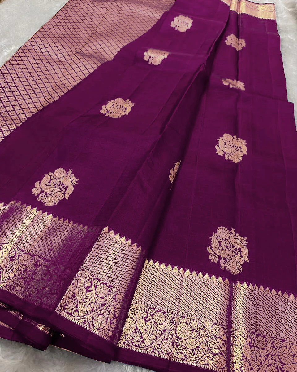 Alluring Purple Soft Banarasi Silk Saree With Exquisite Blouse Piece - Image 3