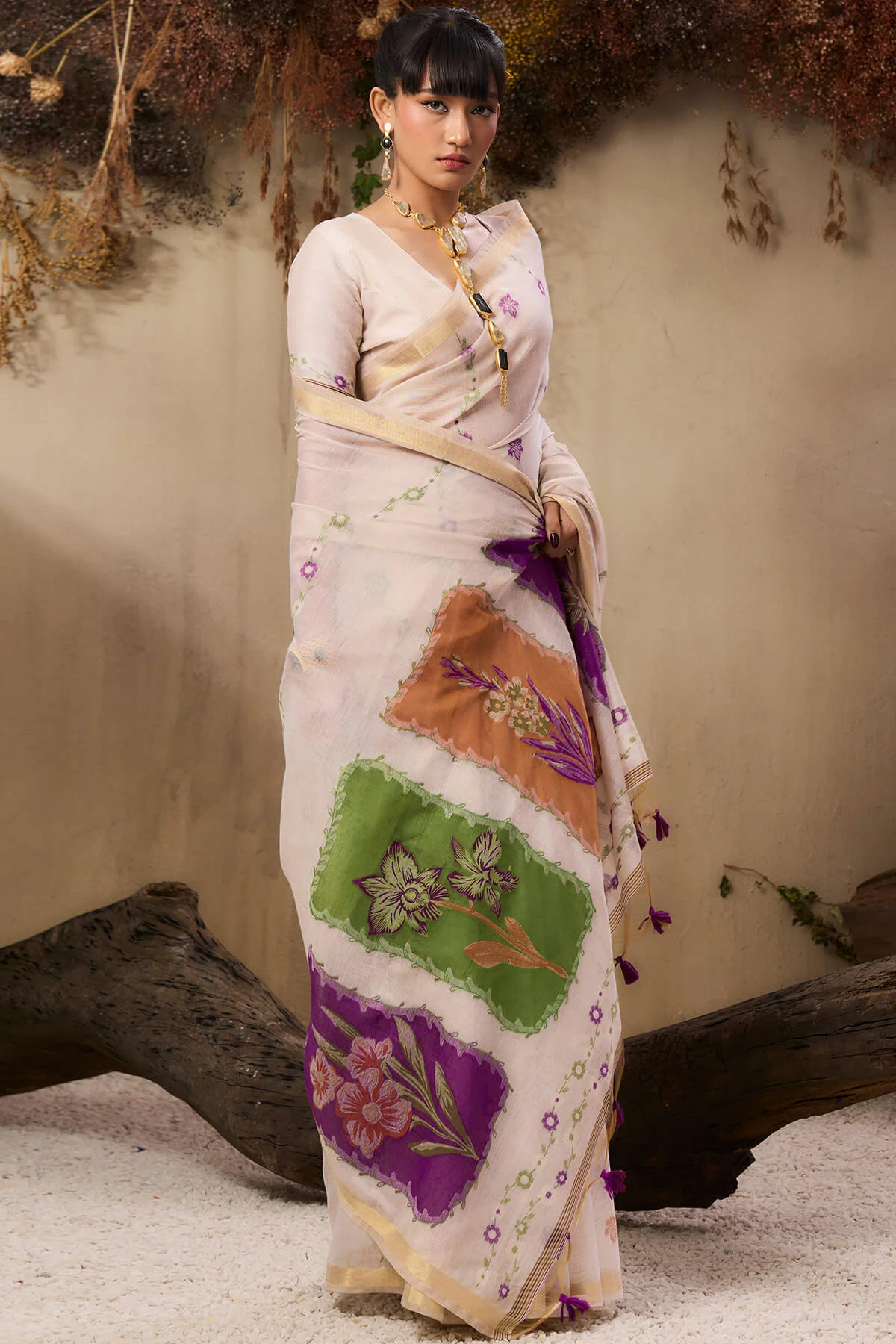Amazing Beige Pure Munga Cotton Saree With Incredible Blouse Piece - Image 4