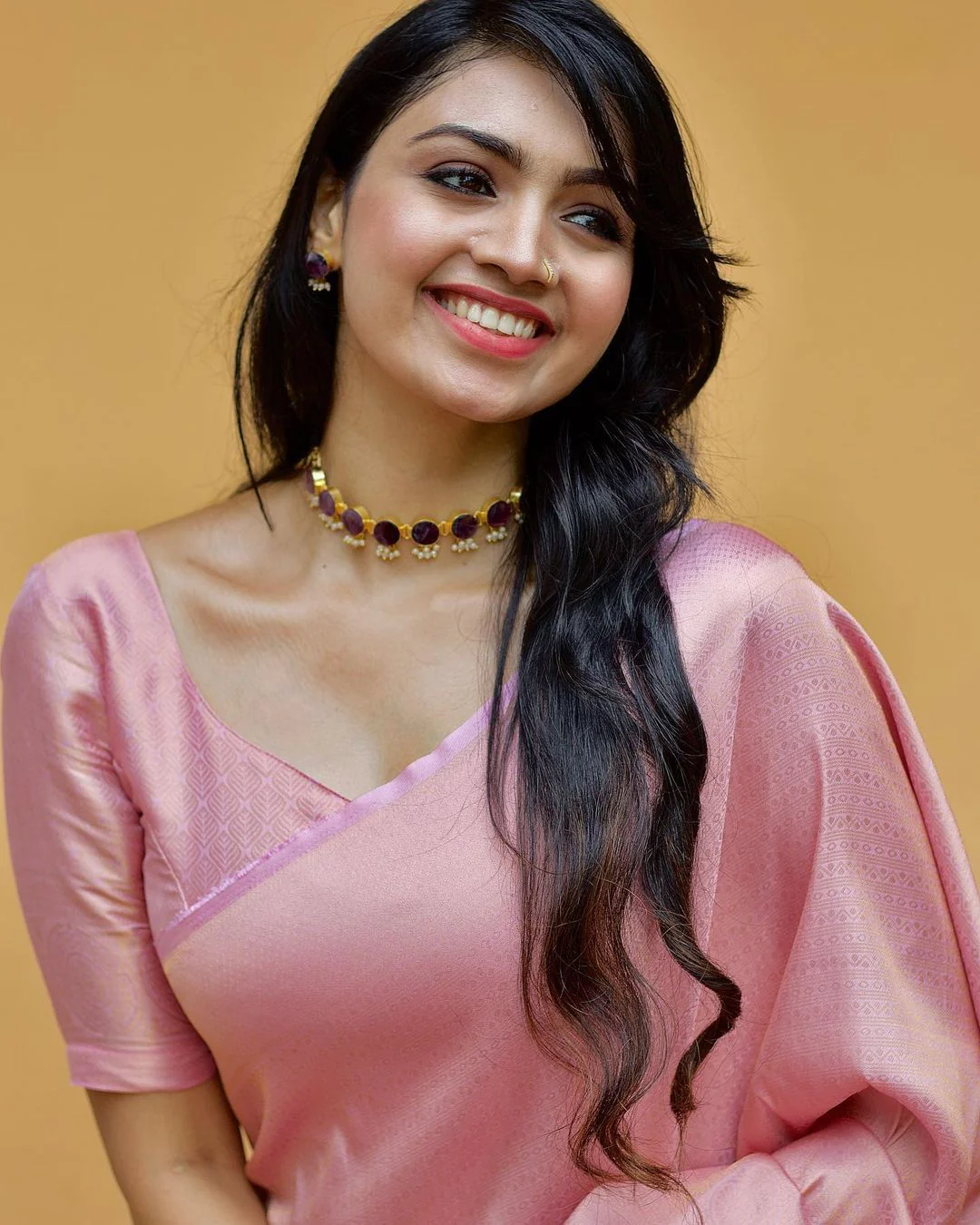 An Insanely Baby Pink Soft Silk Saree with Fairytale Blouse Piece - Image 5