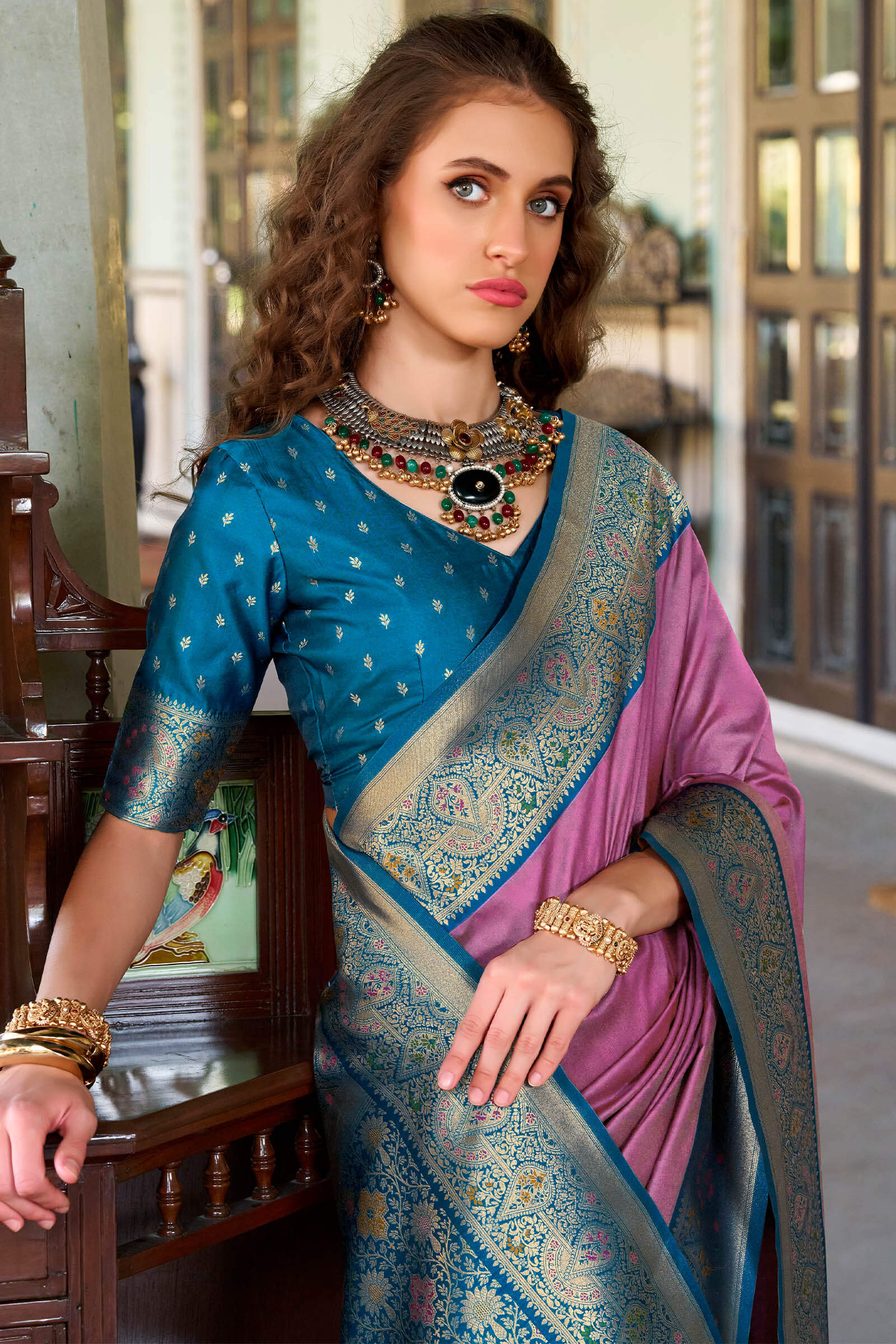 Appealing Lavender Soft Banarasi Silk Saree With Lassitude Blouse Piece - Image 2