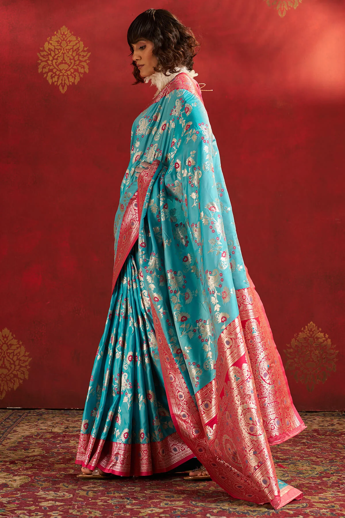 Arresting Turquoise Pure Zari Weaving Banarasi Silk Saree With Mesmerising Blouse Piece - Image 5