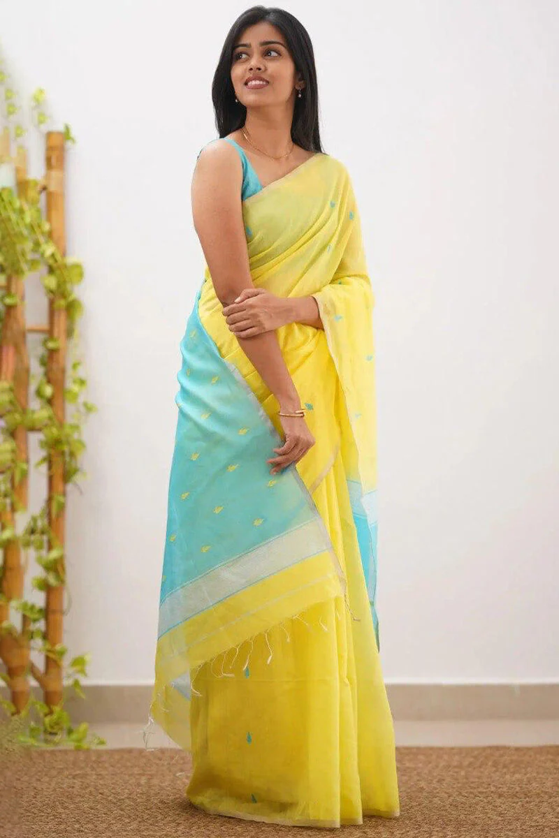 Arresting Yellow Cotton Silk Saree With Jazzy Blouse Piece - Image 3