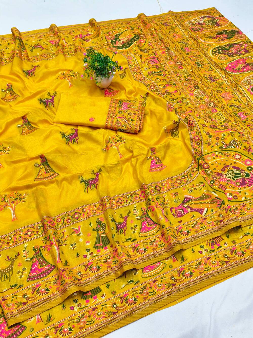 Artistic Yellow Nylon Dola Pashmina Saree With Lagniappe Blouse Piece - Image 2