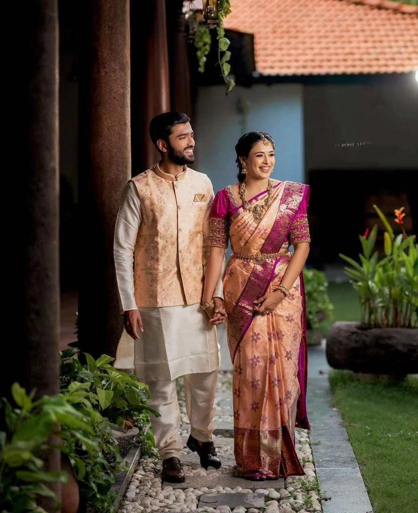 Attractive Peach Soft Banarasi Silk Saree With Lovely Blouse Piece - Image 5