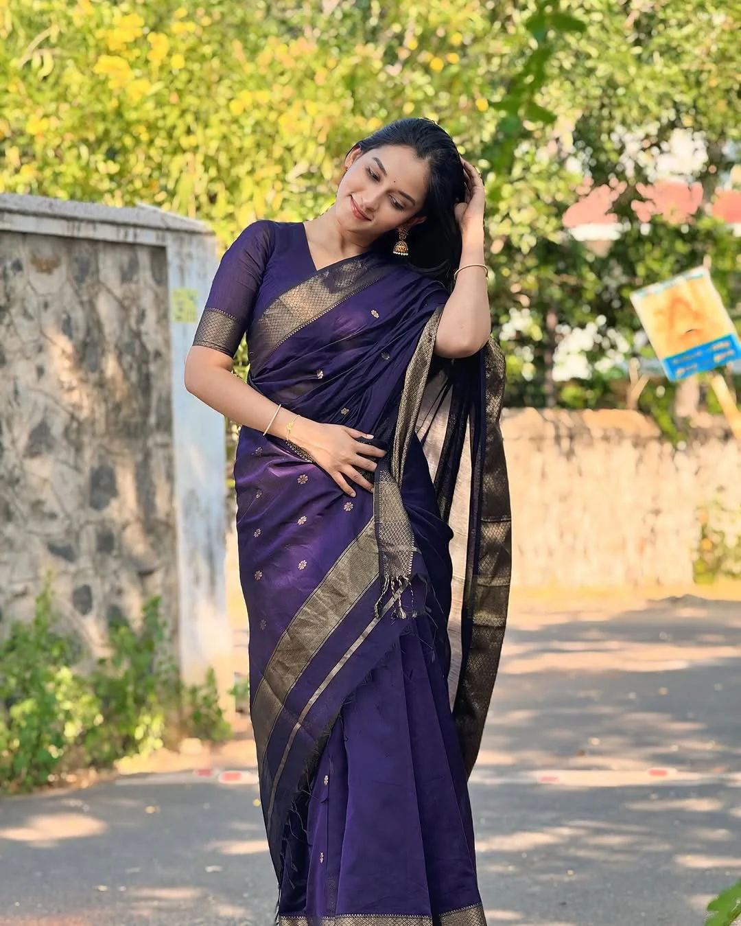 Attractive Purple Cotton Silk Saree With Incredible Blouse Piece - Image 3