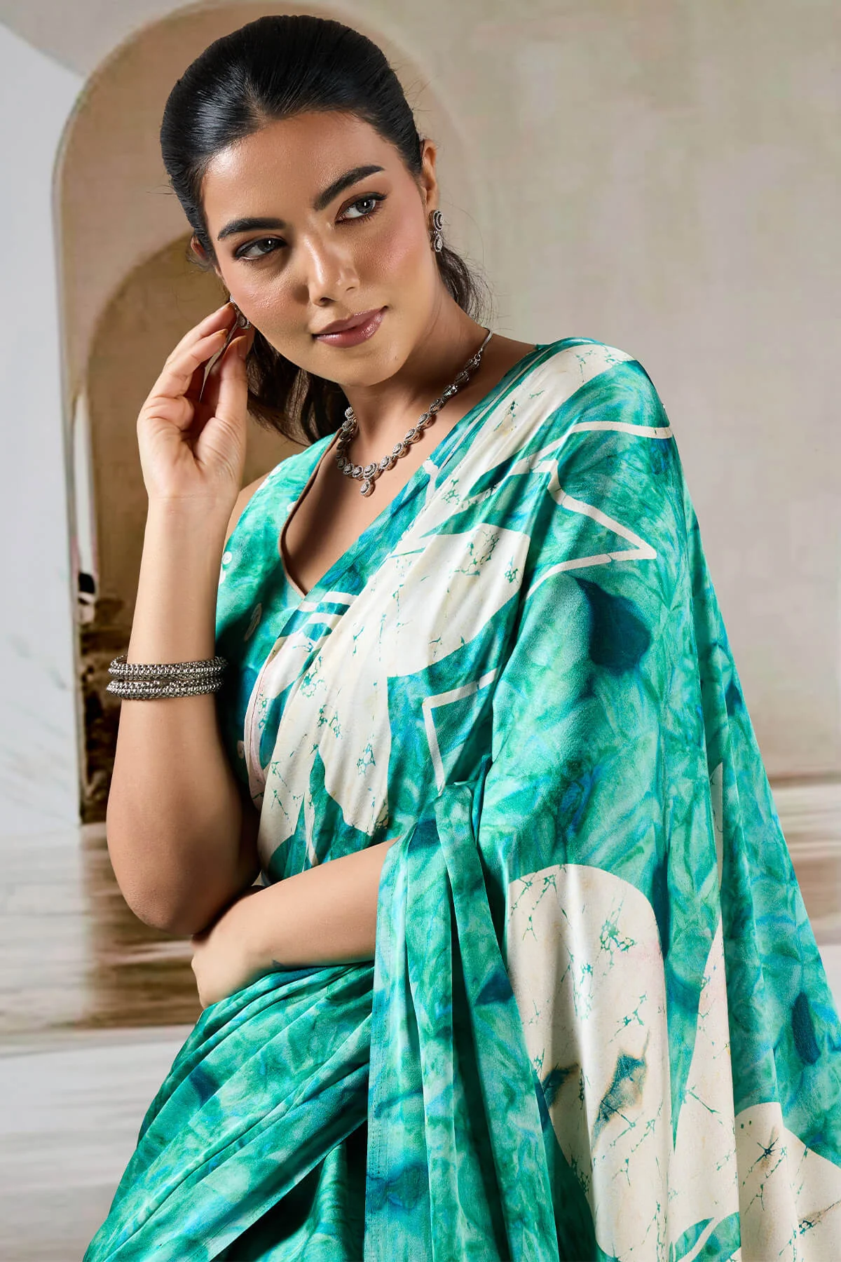 Attractive Turquoise Digital Printed Satin Silk Saree With Amazing Blouse Piece - Image 2