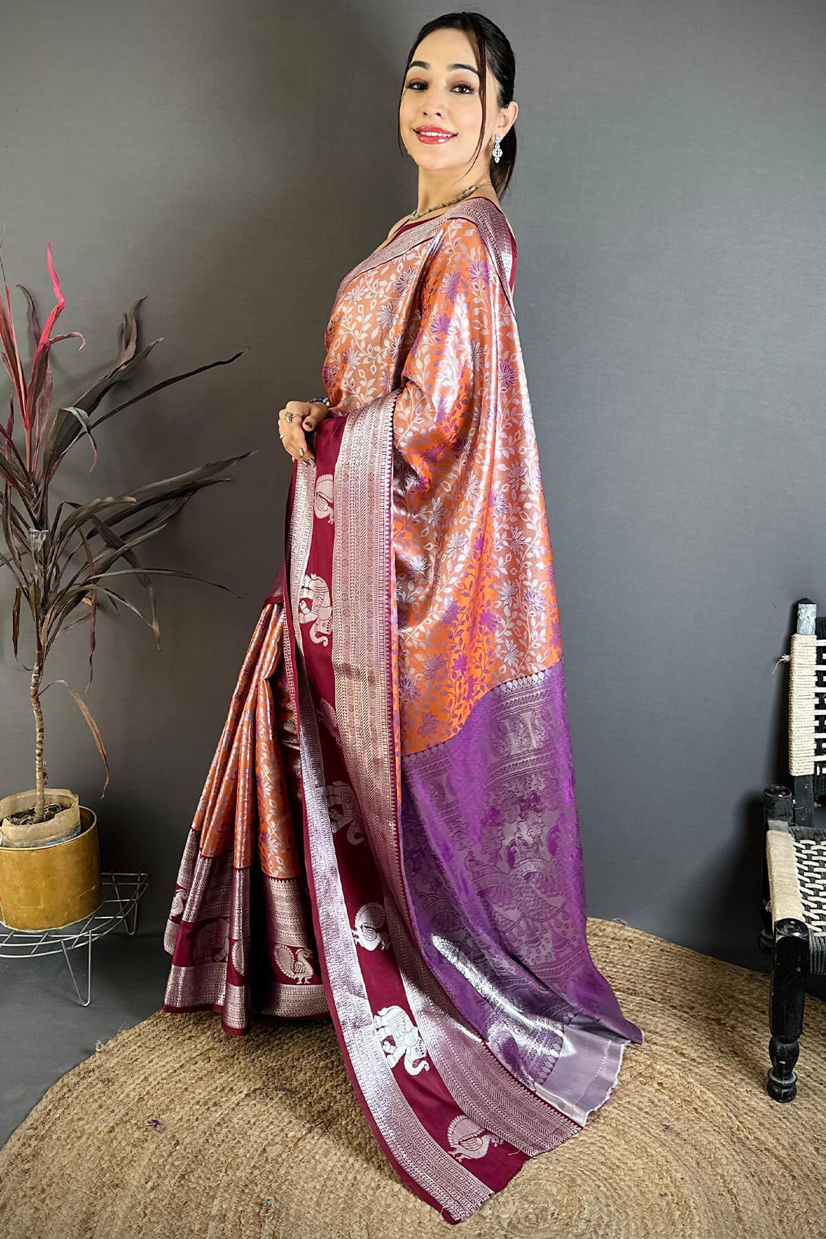 Beauteous Orange Kanjivaram Silk Saree With Scrumptious Blouse Piece - Image 3