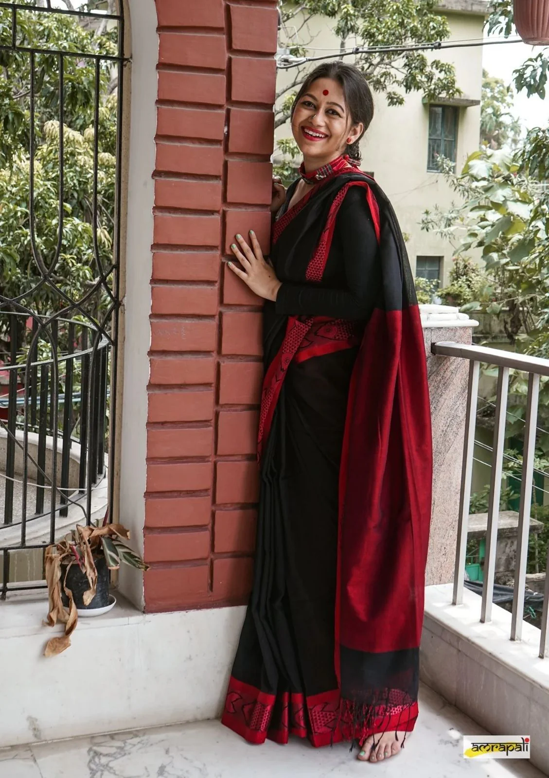 Beautiful Black Cotton Silk Saree With Designer Blouse Piece - Image 6