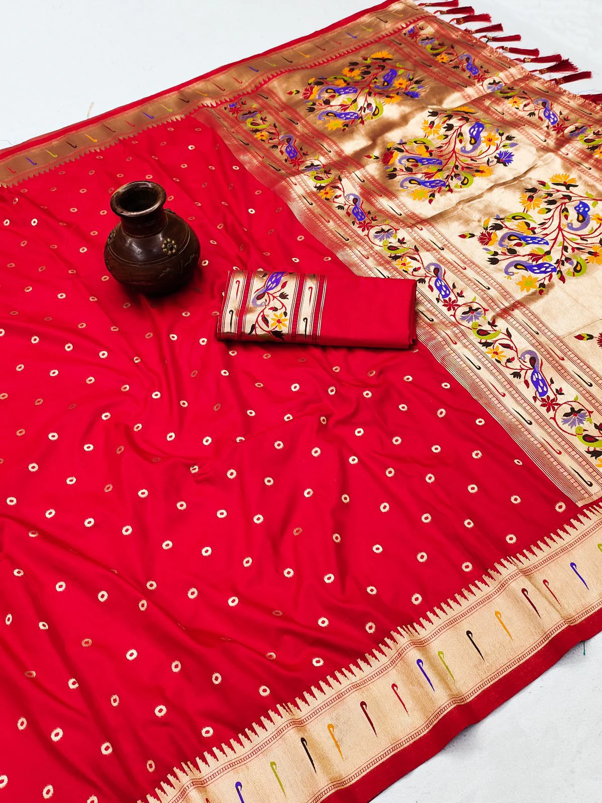 Beautiful Red Paithani Silk Saree With Ethnic Blouse Piece - Image 4
