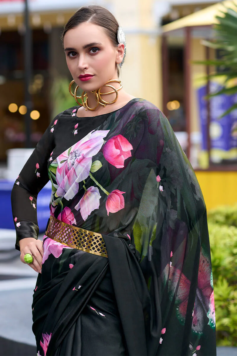 Bewitching Black Digital Printed Georgette Saree With Majestic Blouse Piece - Image 3