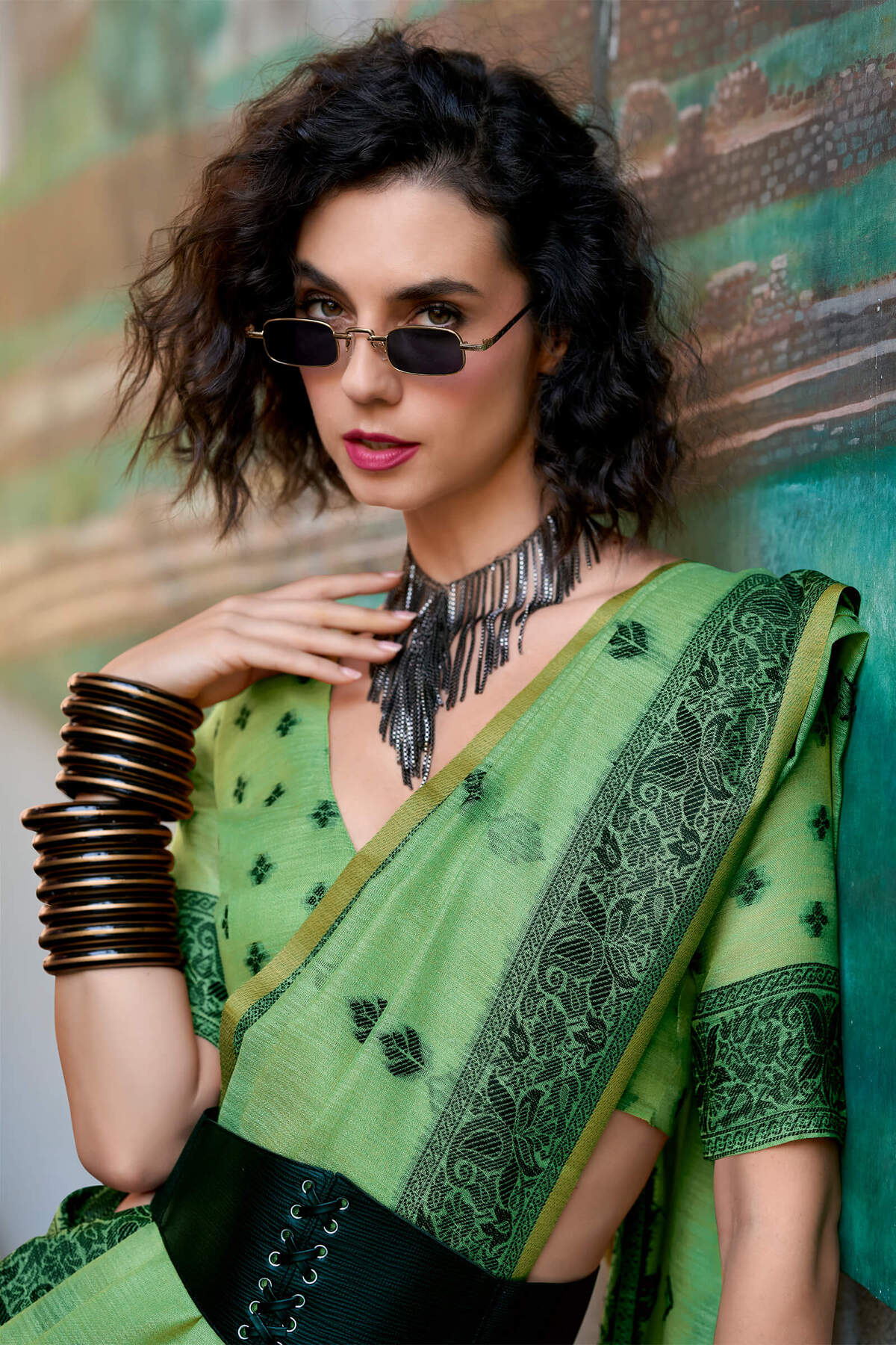 Bewitching Green Cotton Silk Saree With Devastating Blouse Piece - Image 4