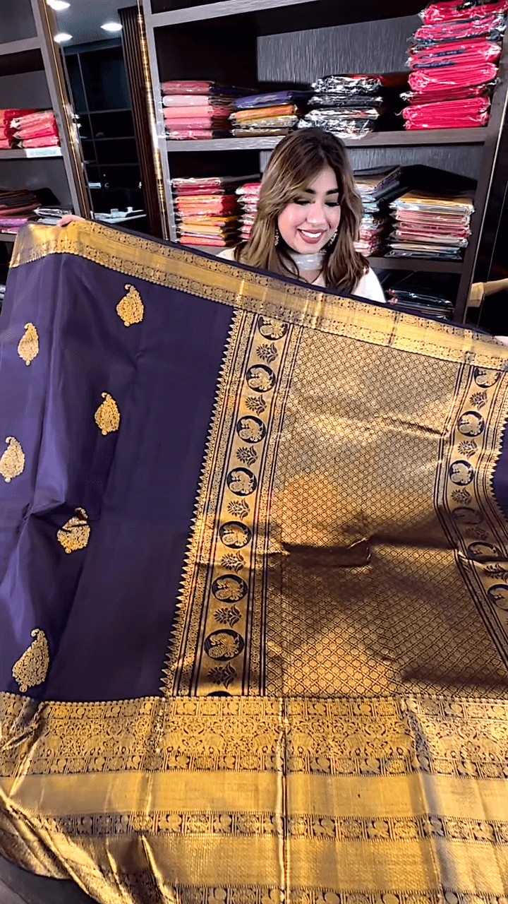 Blissful Purple Soft Banarasi Silk Saree With Efflorescence Blouse Piece - Image 2