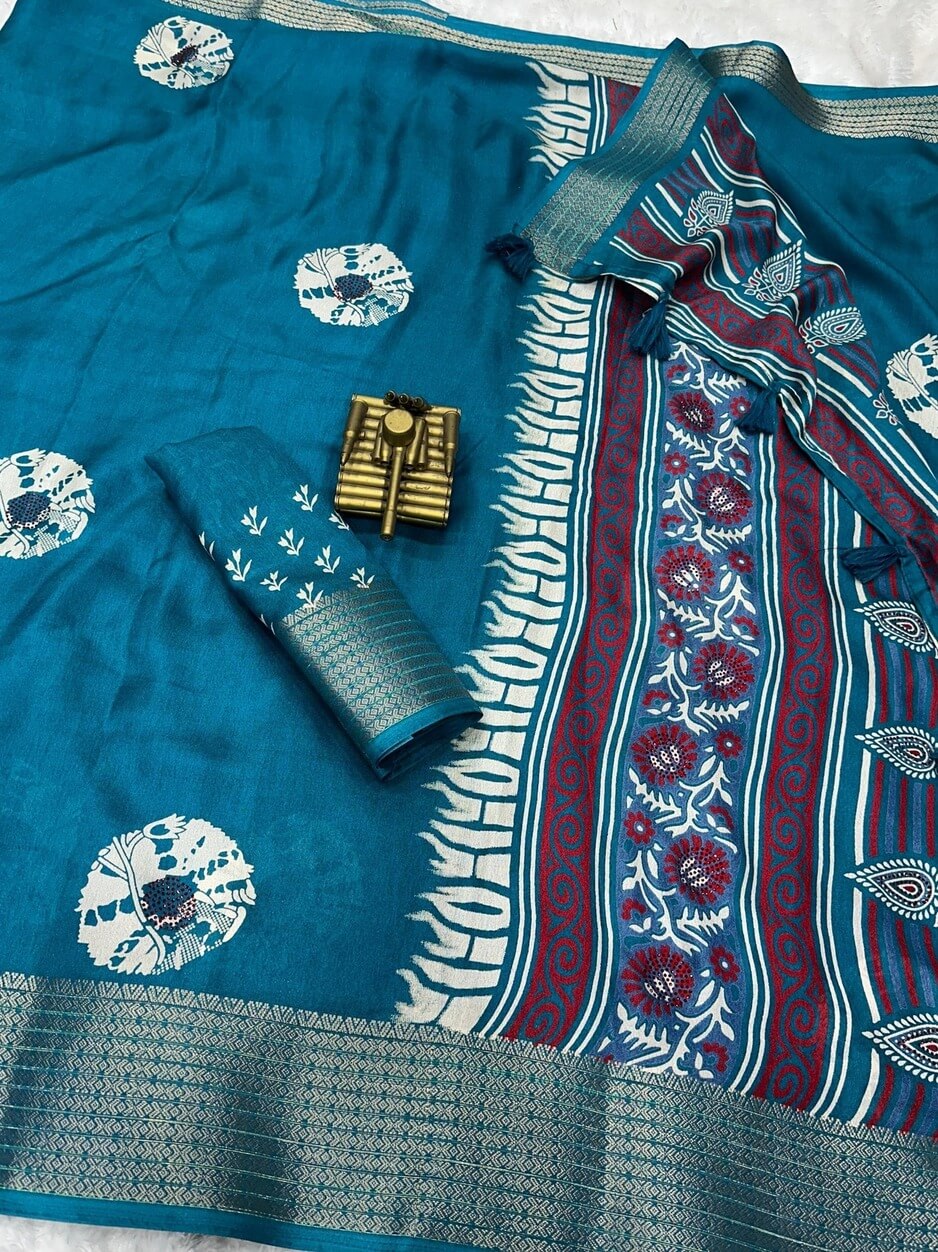 Blooming Firozi Digital Printed Dola Silk Saree With Radiant Blouse Piece - Image 2