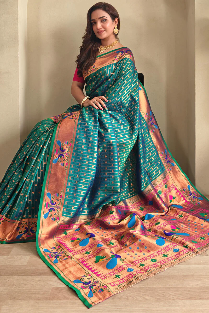Blooming Rama Paithani Silk Saree With Energetic Blouse Piece - Image 2