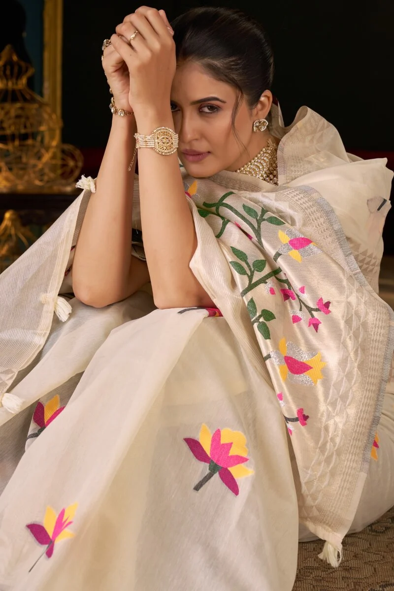 Breathtaking Beige Cotton Silk Saree With Delectable Blouse Piece - Image 4