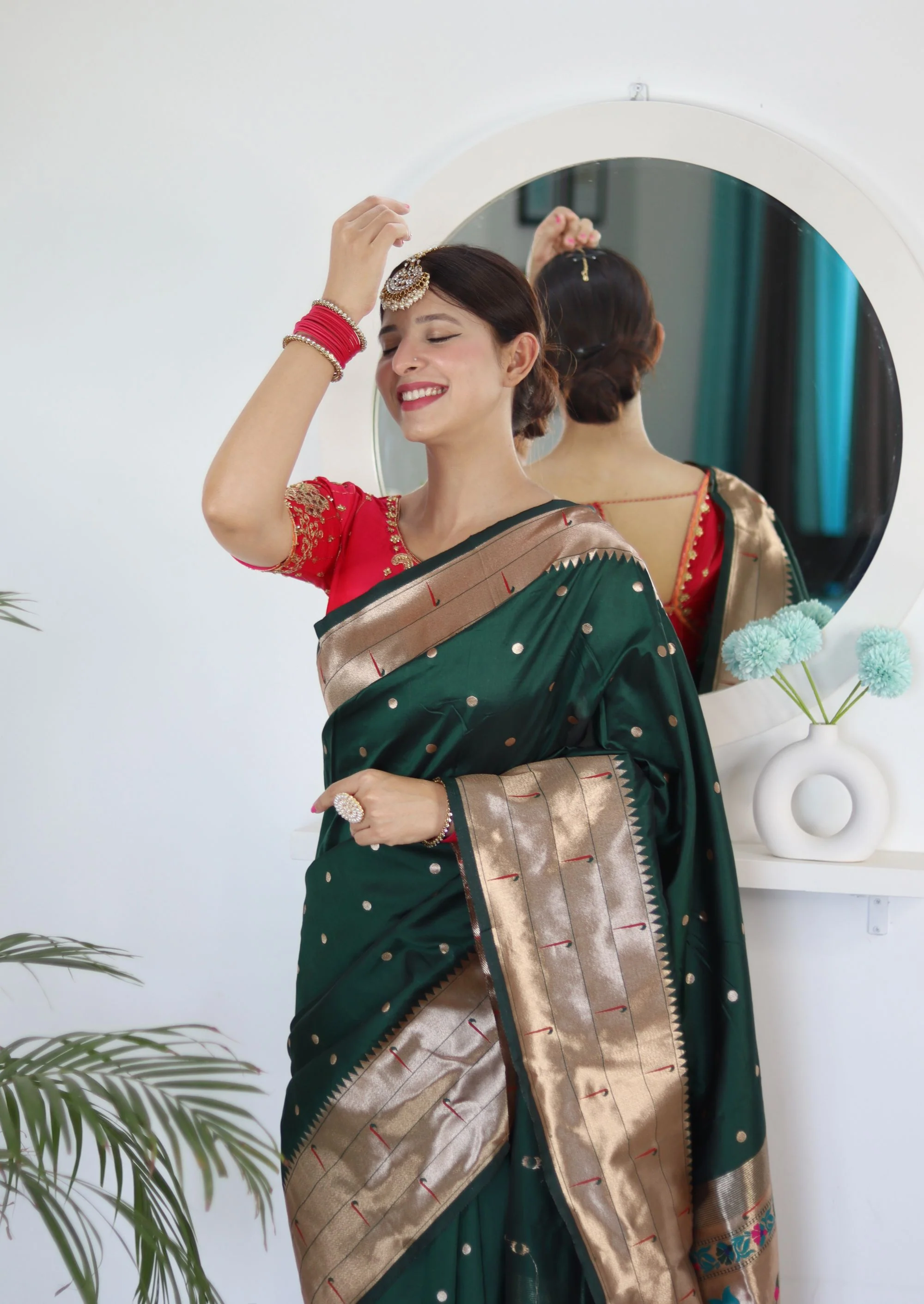 Breathtaking Dark Green Paithani Silk Saree With Majesty Blouse Piece - Image 3