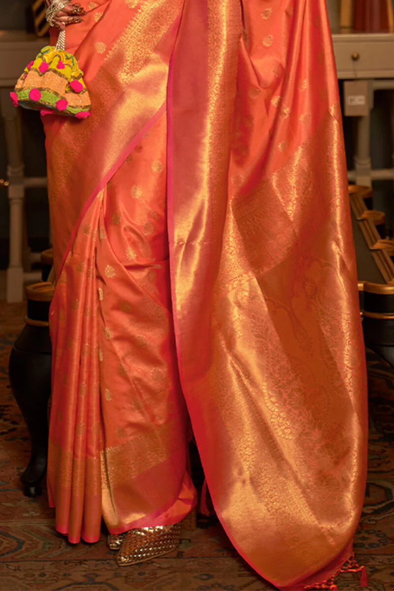 Breathtaking Peach Kanjivaram Silk Saree With Mesmeric Blouse Piece - Image 3