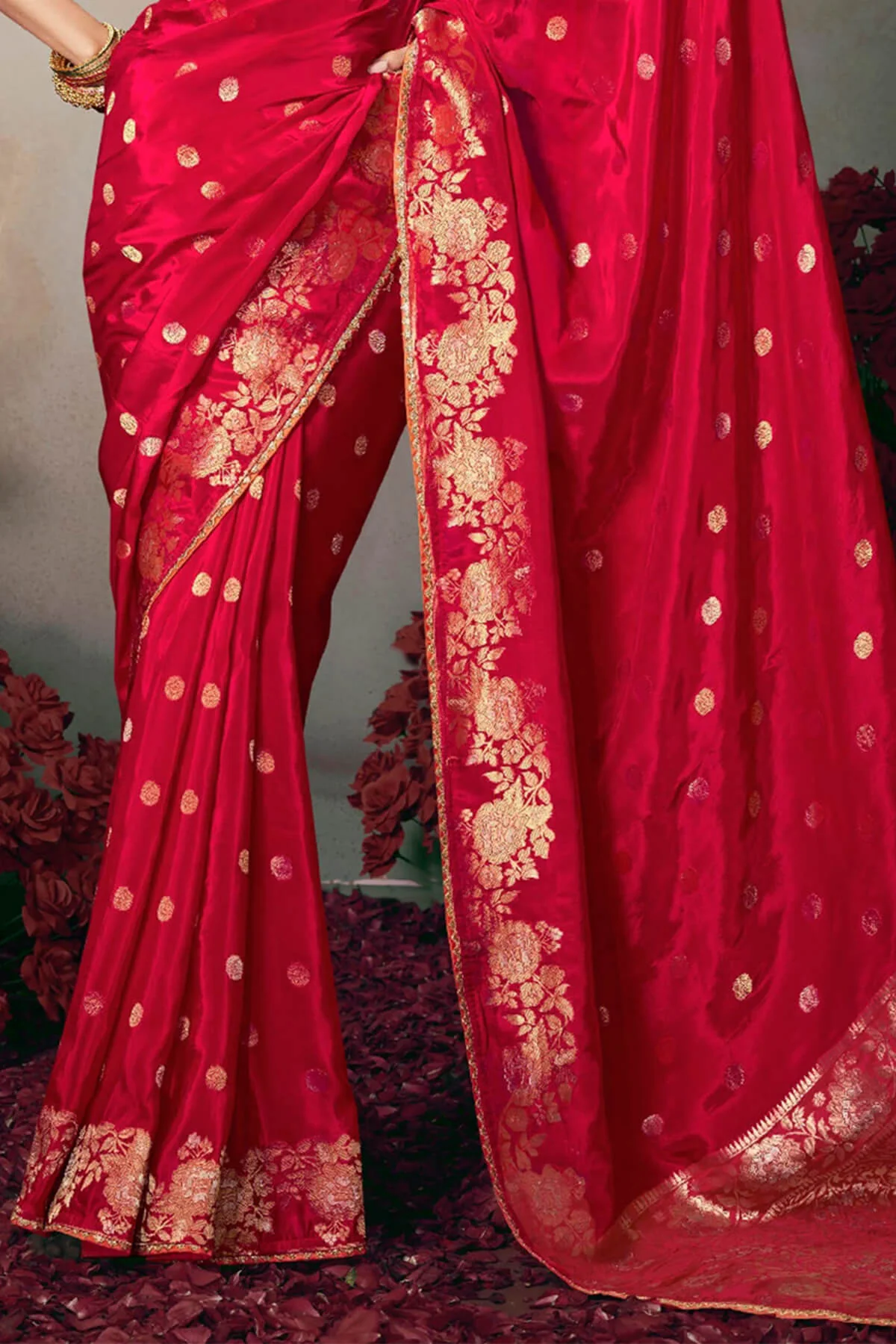 Breathtaking Red Banarasi Silk Saree With Embroidery Blouse Piece - Image 4