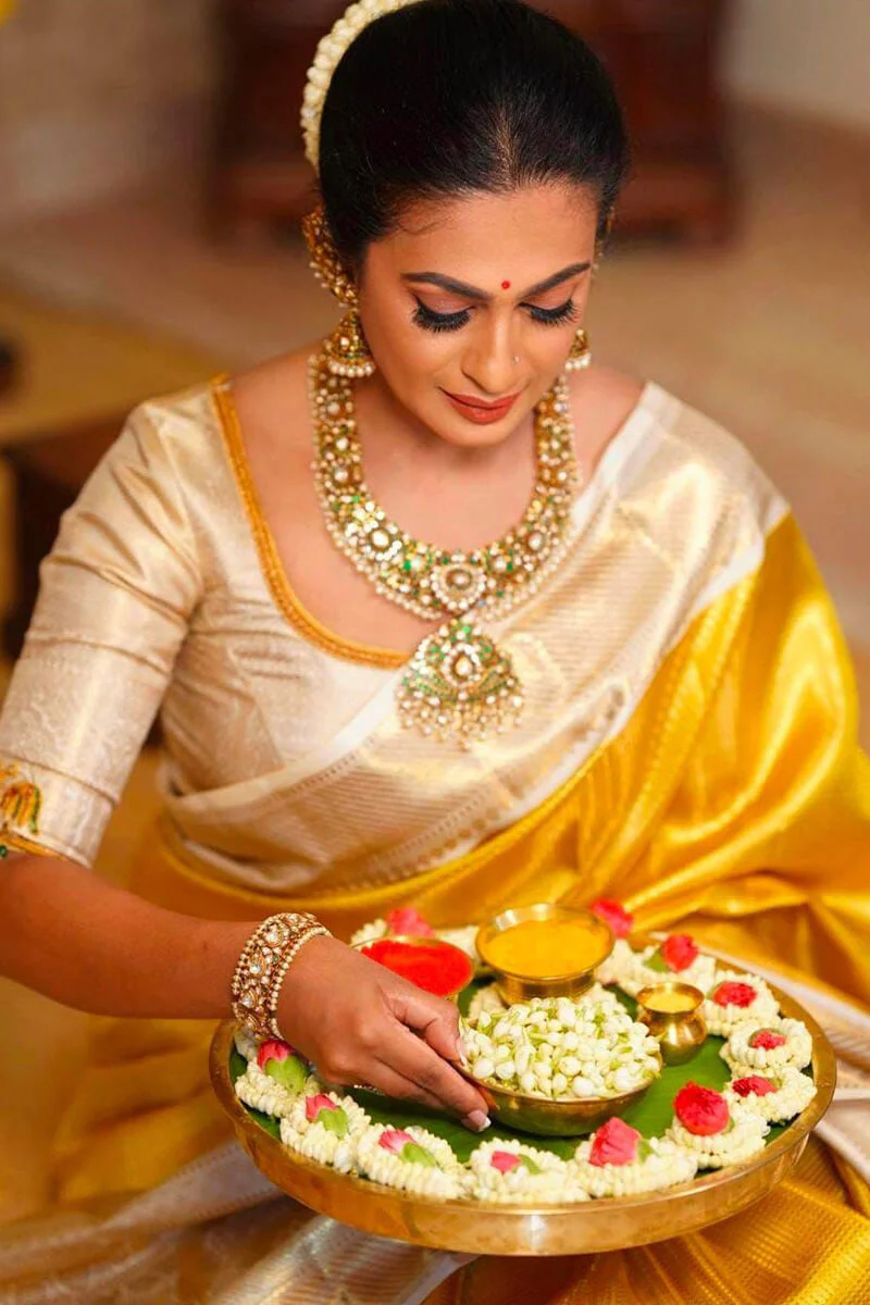 Bucolic Yellow Kanjivaram Silk Saree With Smashing Blouse Piece - Image 4
