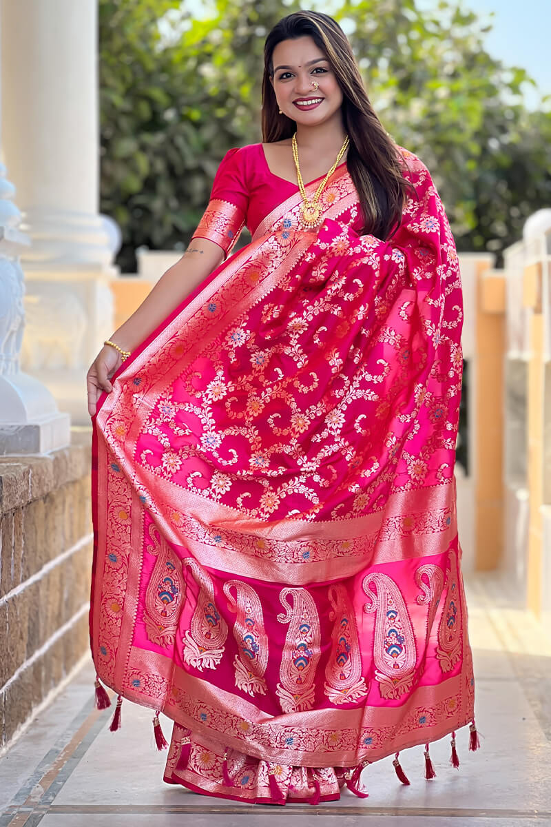 Capricious Dark Pink Soft Banarasi Silk Saree With Unique Blouse Piece - Image 5