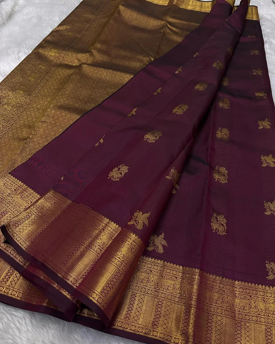Capricious Purple Soft Banarasi Silk Saree With Demanding Blouse Piece - Image 3