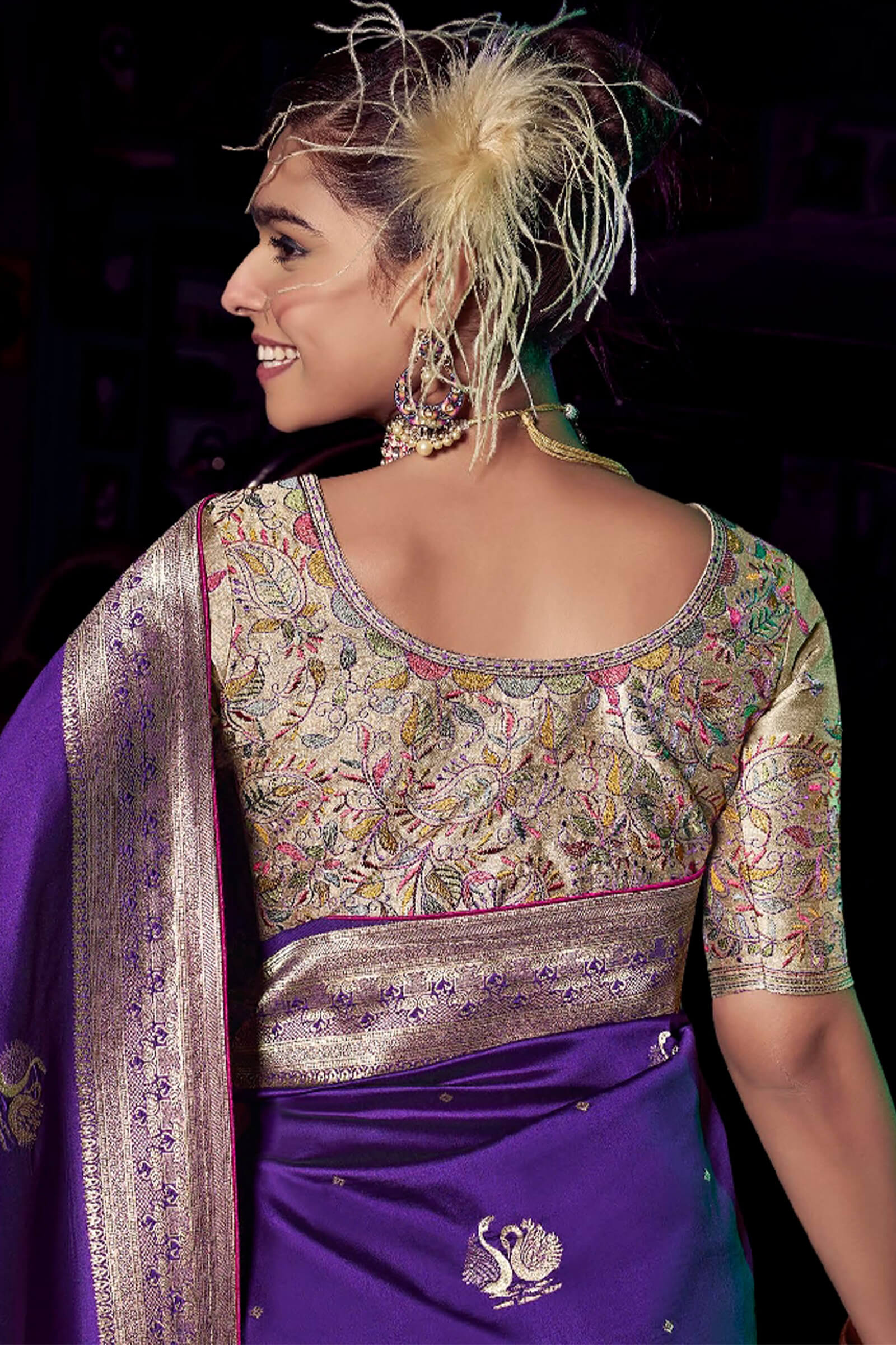 Capricious Purple Soft Banarasi Silk Saree With Super extravagant Blouse Piece - Image 3