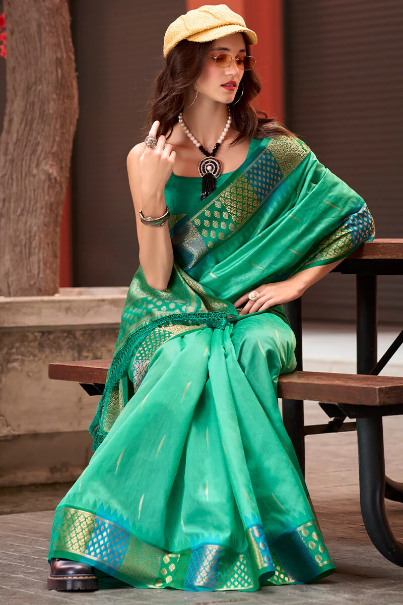 Capricious Sea Green Soft Banarasi Silk Saree With Charming Blouse Piece - Image 5