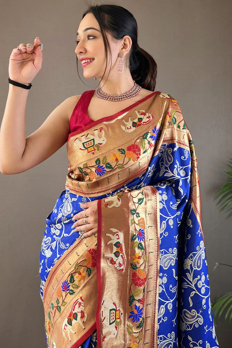 Captivating Royal Blue Paithani Silk Saree With Impressive Blouse Piece - Image 2