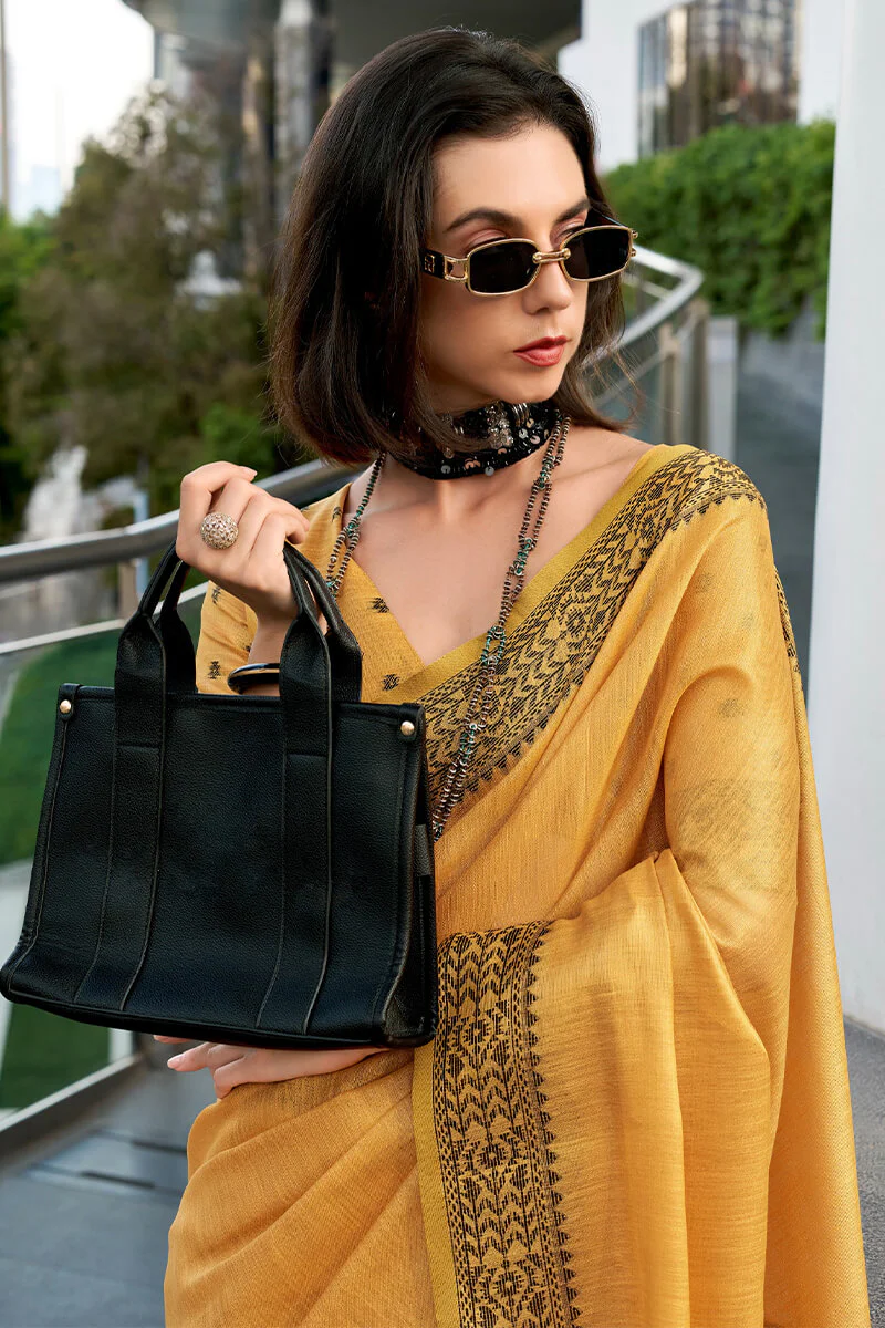 Captivating Yellow Cotton Silk Saree With Adoring Blouse Piece - Image 4